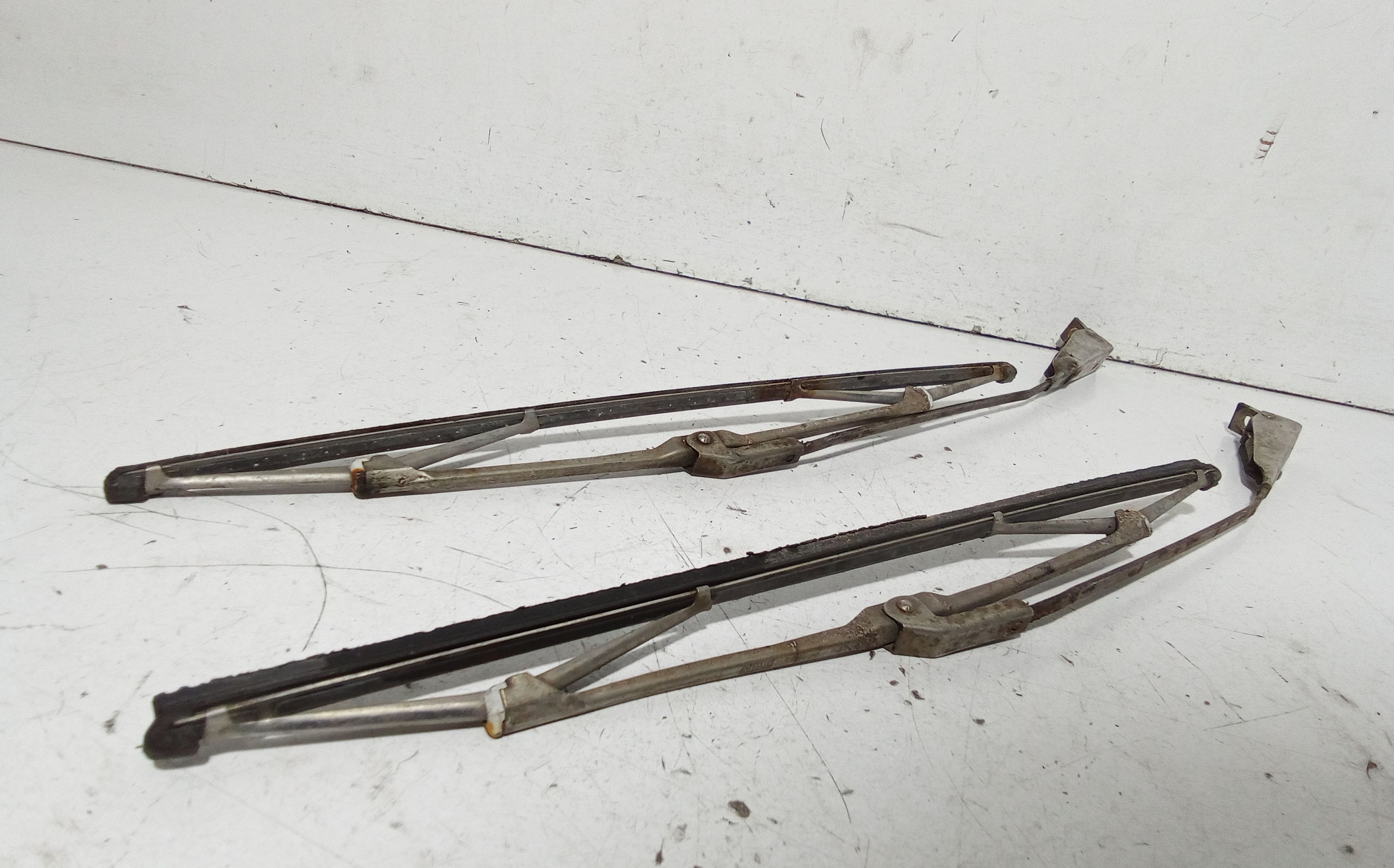 Bracci Tergi ant. FIAT 850 1 Serie