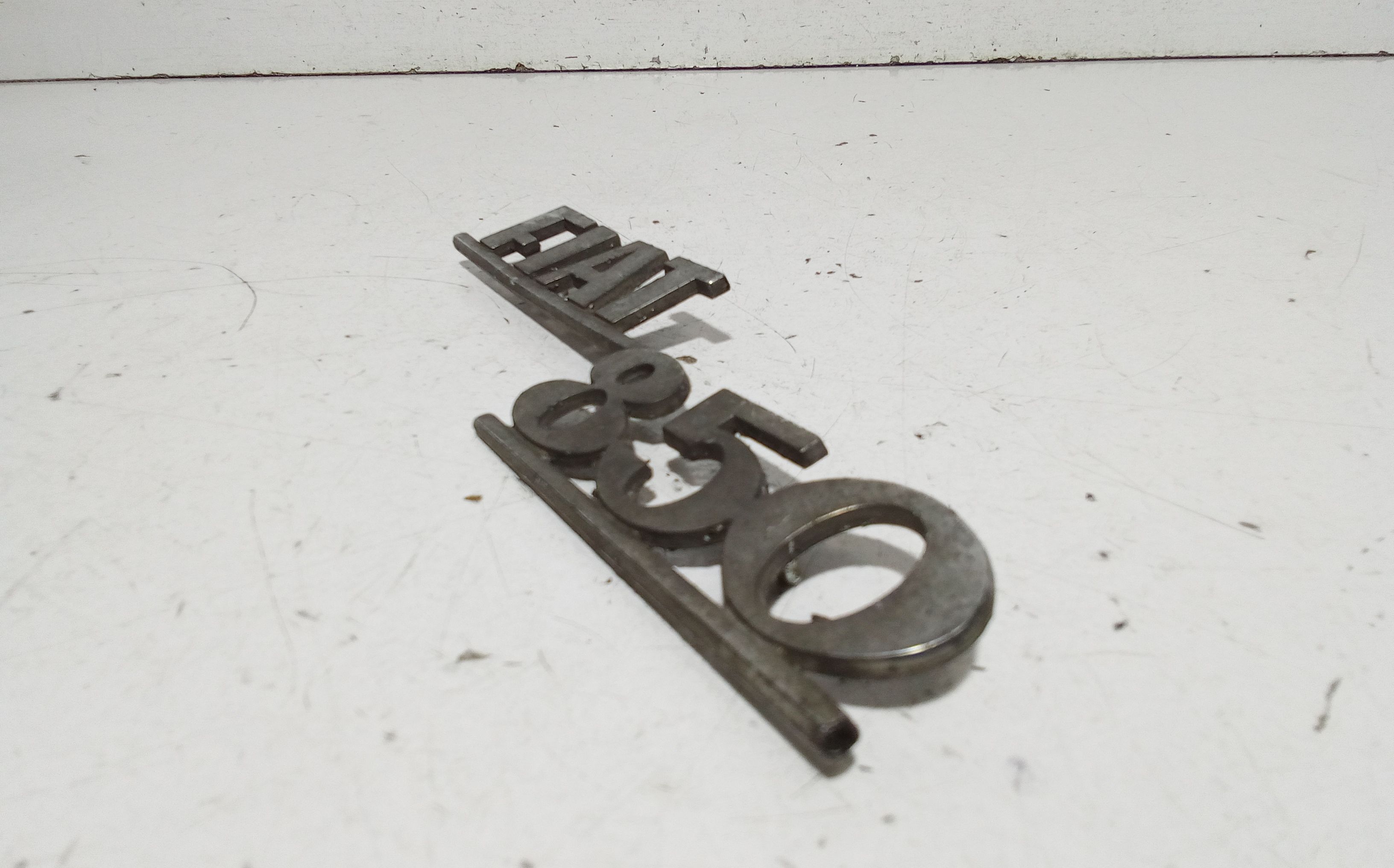 Stemma fregio logo FIAT 850 1 Serie
