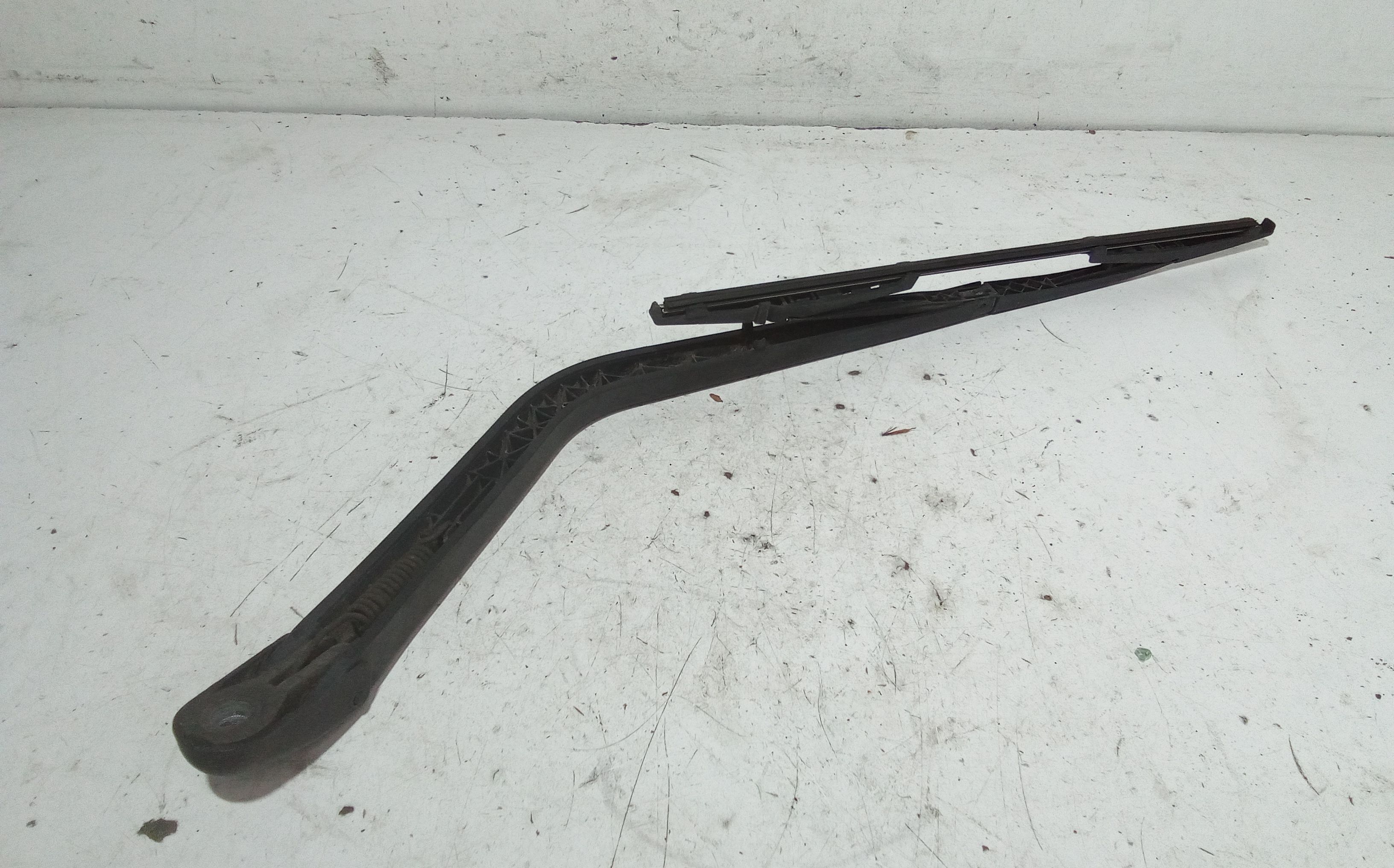 Braccio tergi posteriore FIAT Dobl Serie (00>05)