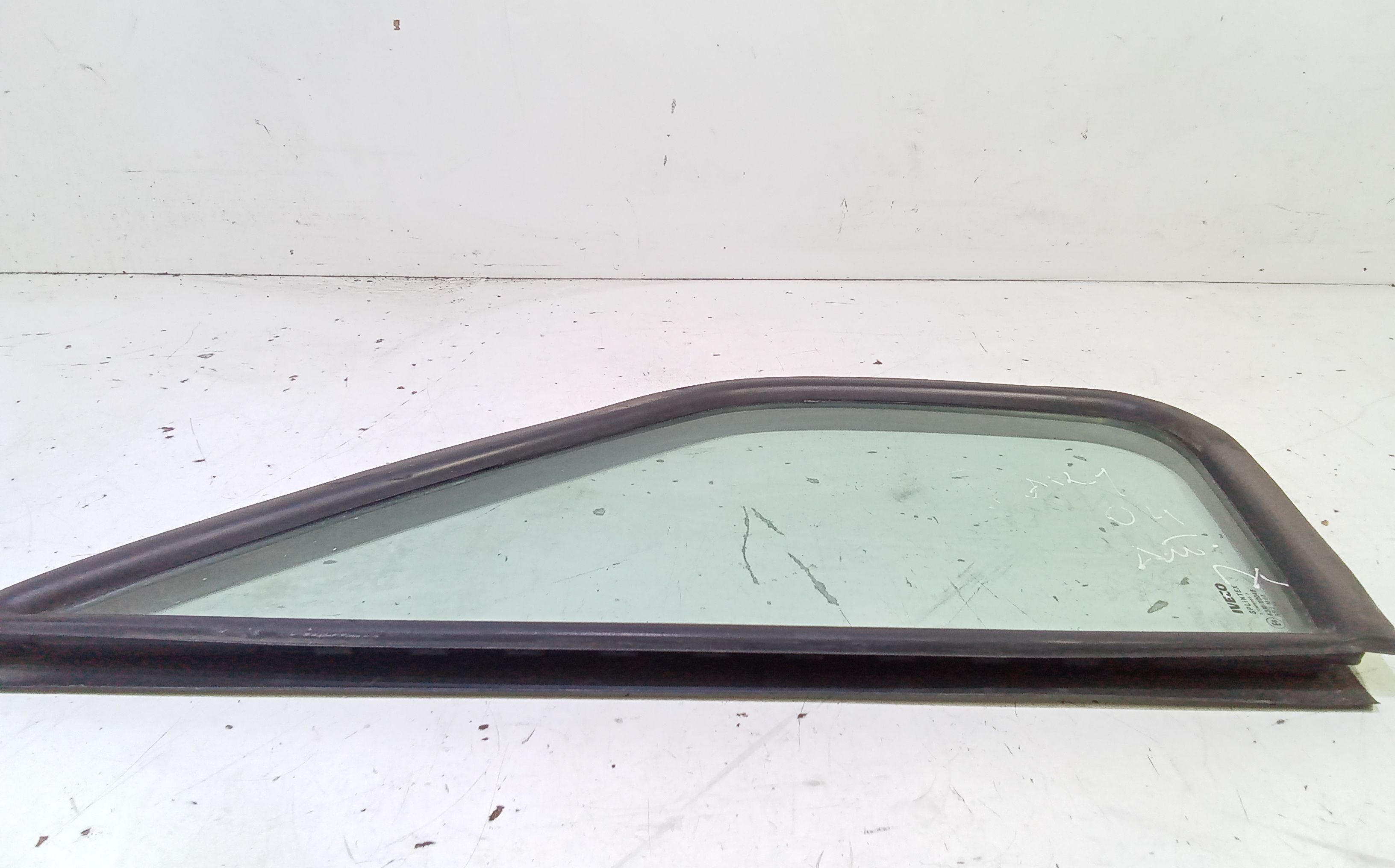 Vetro Fisso Laterale Destro IVECO Daily 3 Serie