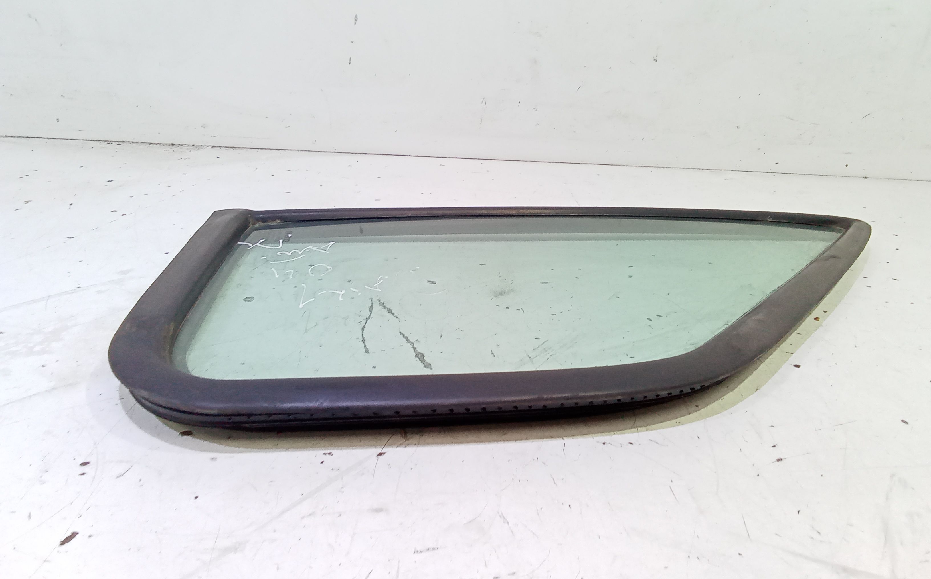 Vetro Fisso Laterale Destro IVECO Daily 3 Serie