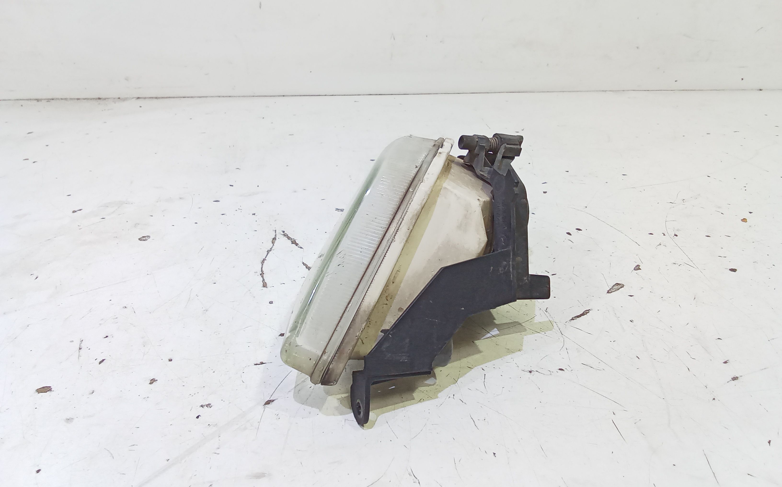 Fendinebbia anteriore DX FORD Focus Berlina 2 Serie