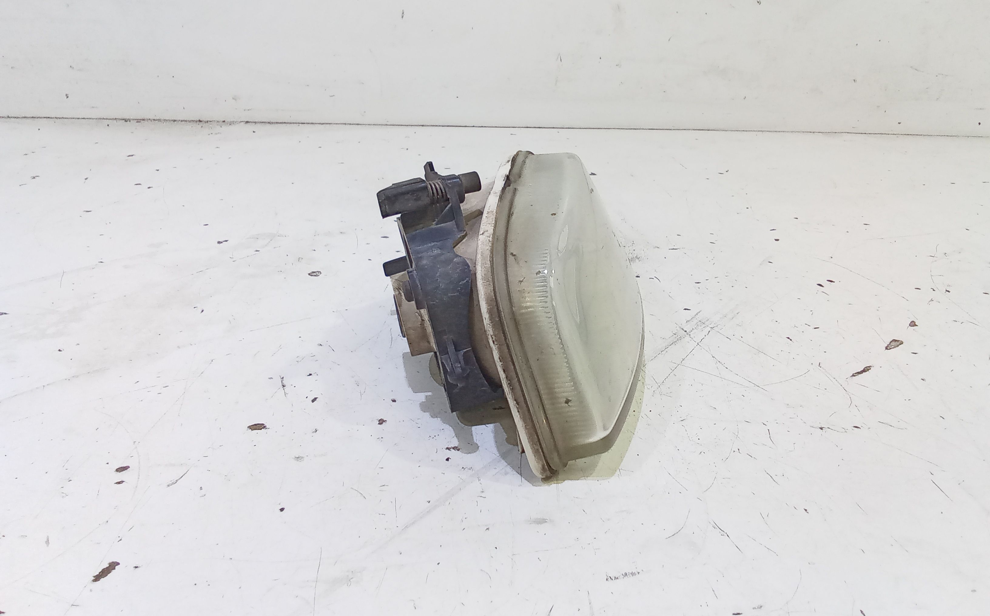 Fendinebbia anteriore DX FORD Focus Berlina 2 Serie