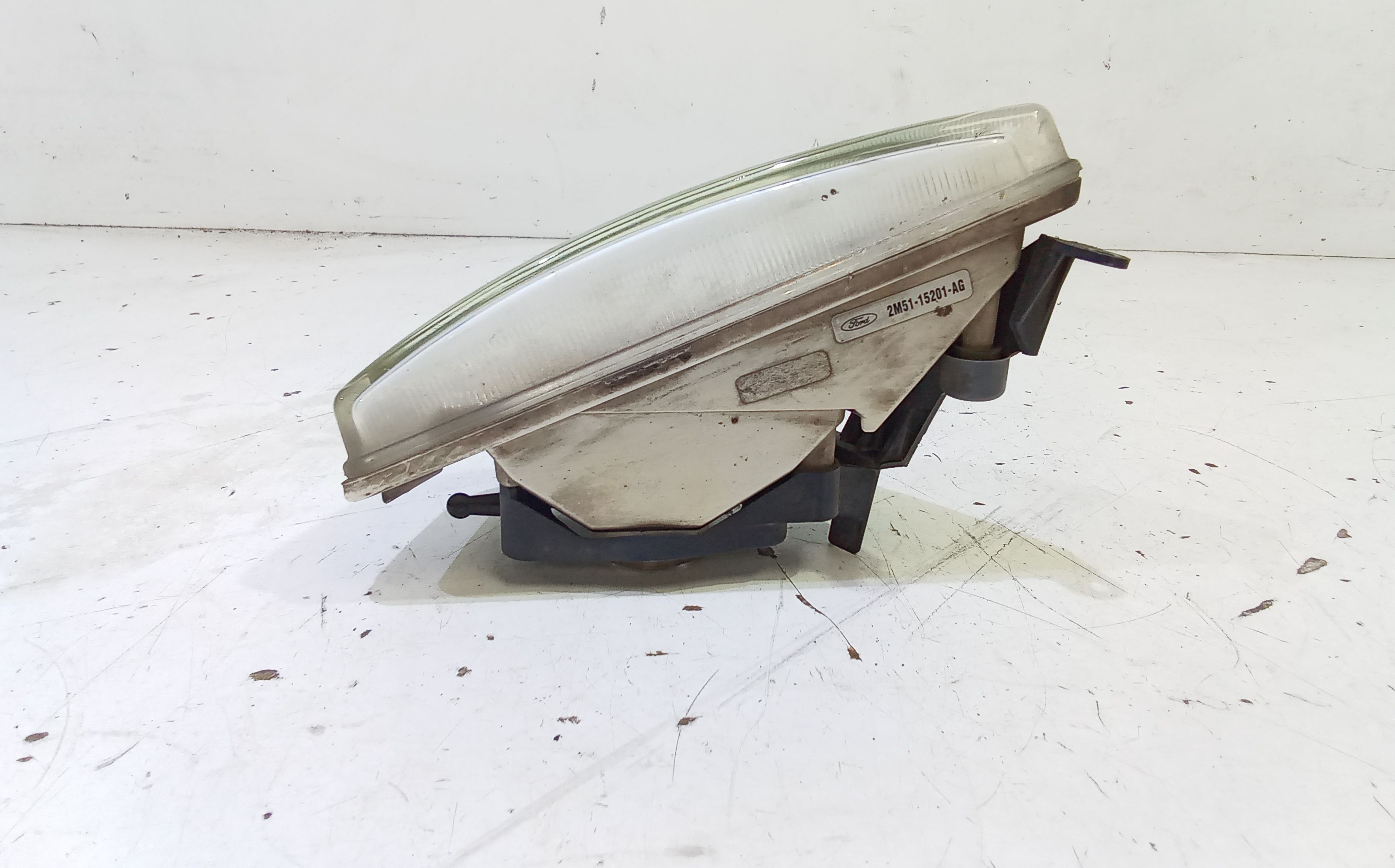 Fendinebbia anteriore DX FORD Focus Berlina 2 Serie