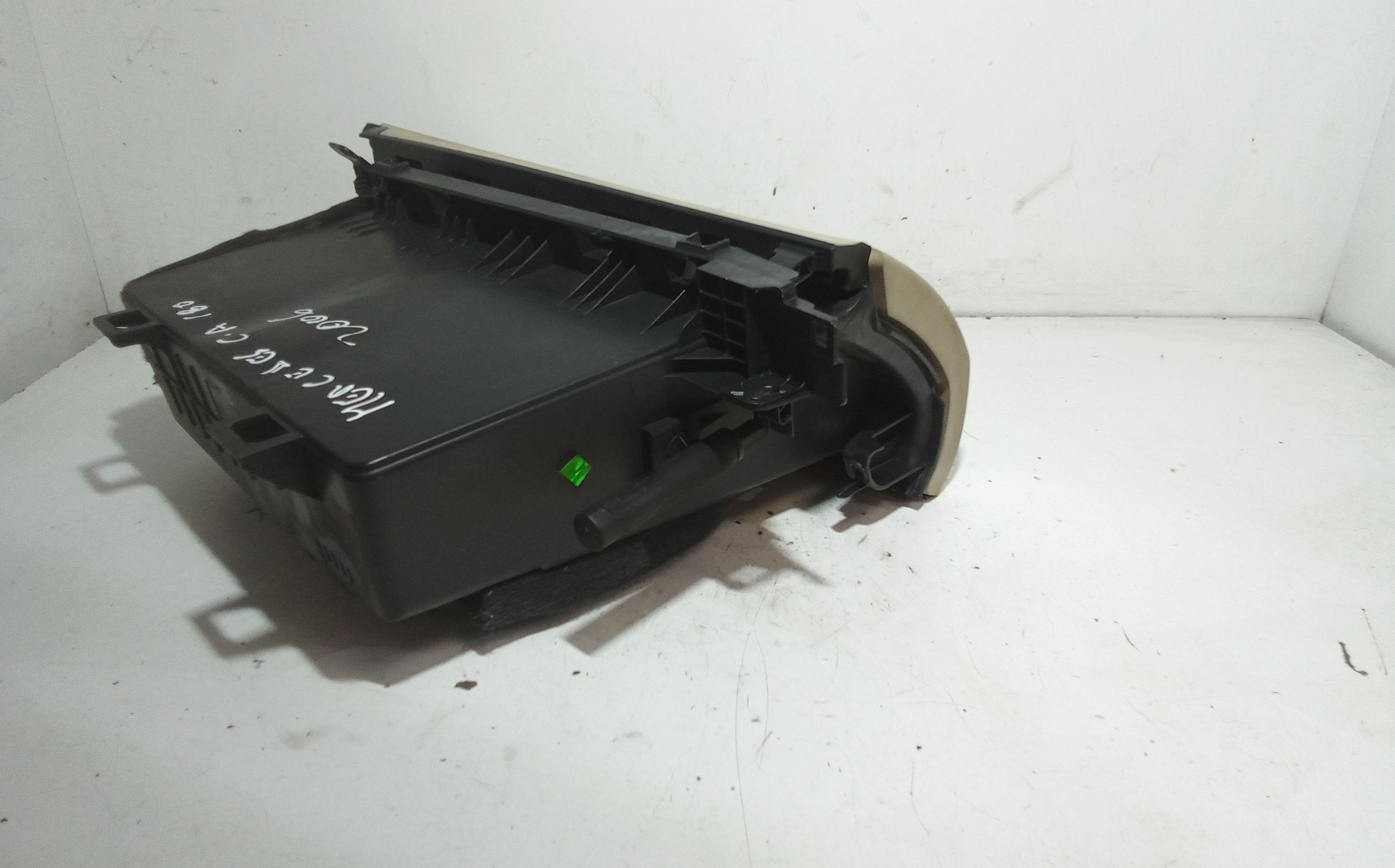 Cassetto porta oggetti MERCEDES Classe A W169 3 Serie