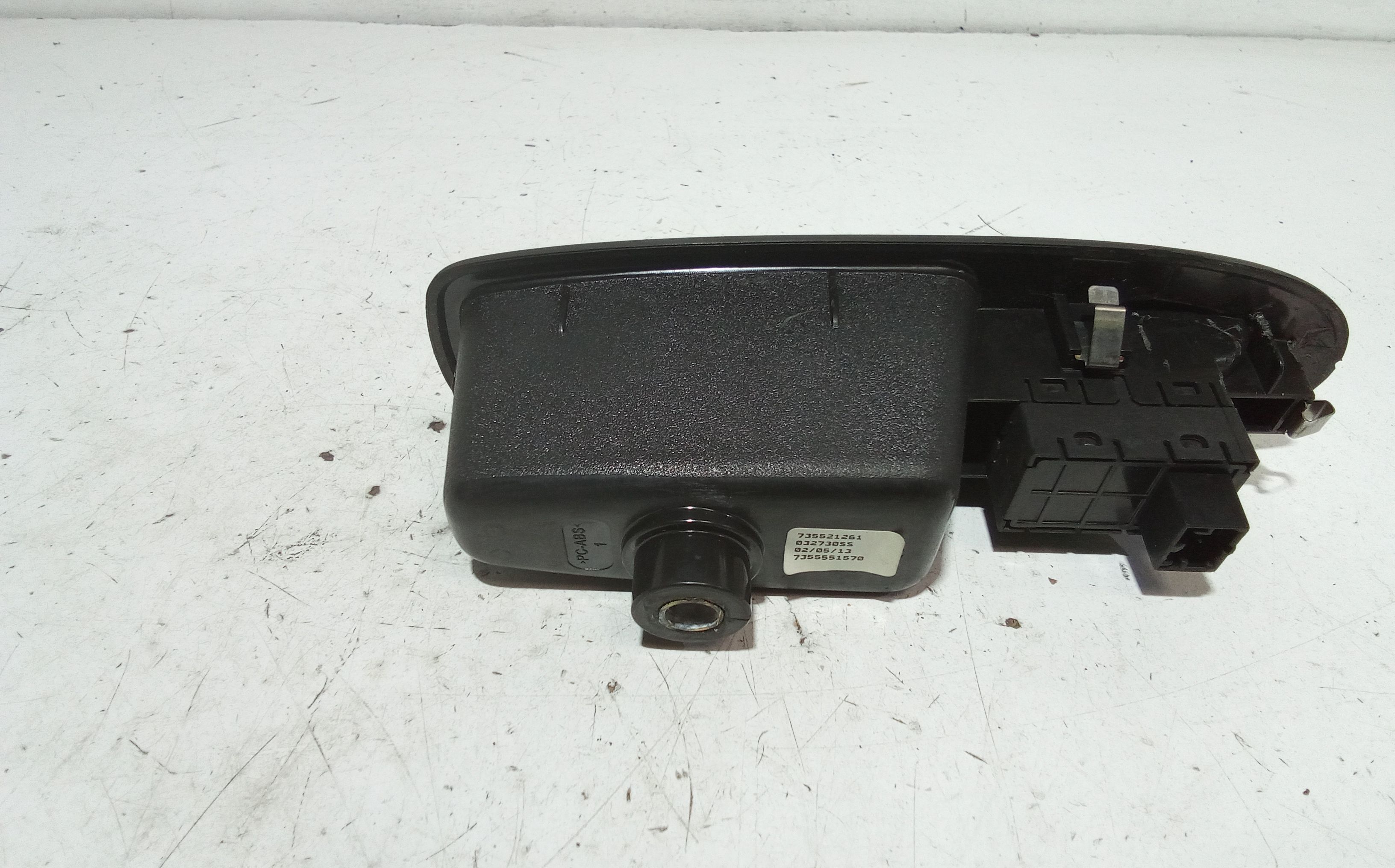 Pulsantiera Posteriore Sinistra FIAT 500 L Serie (351_352) (12>)