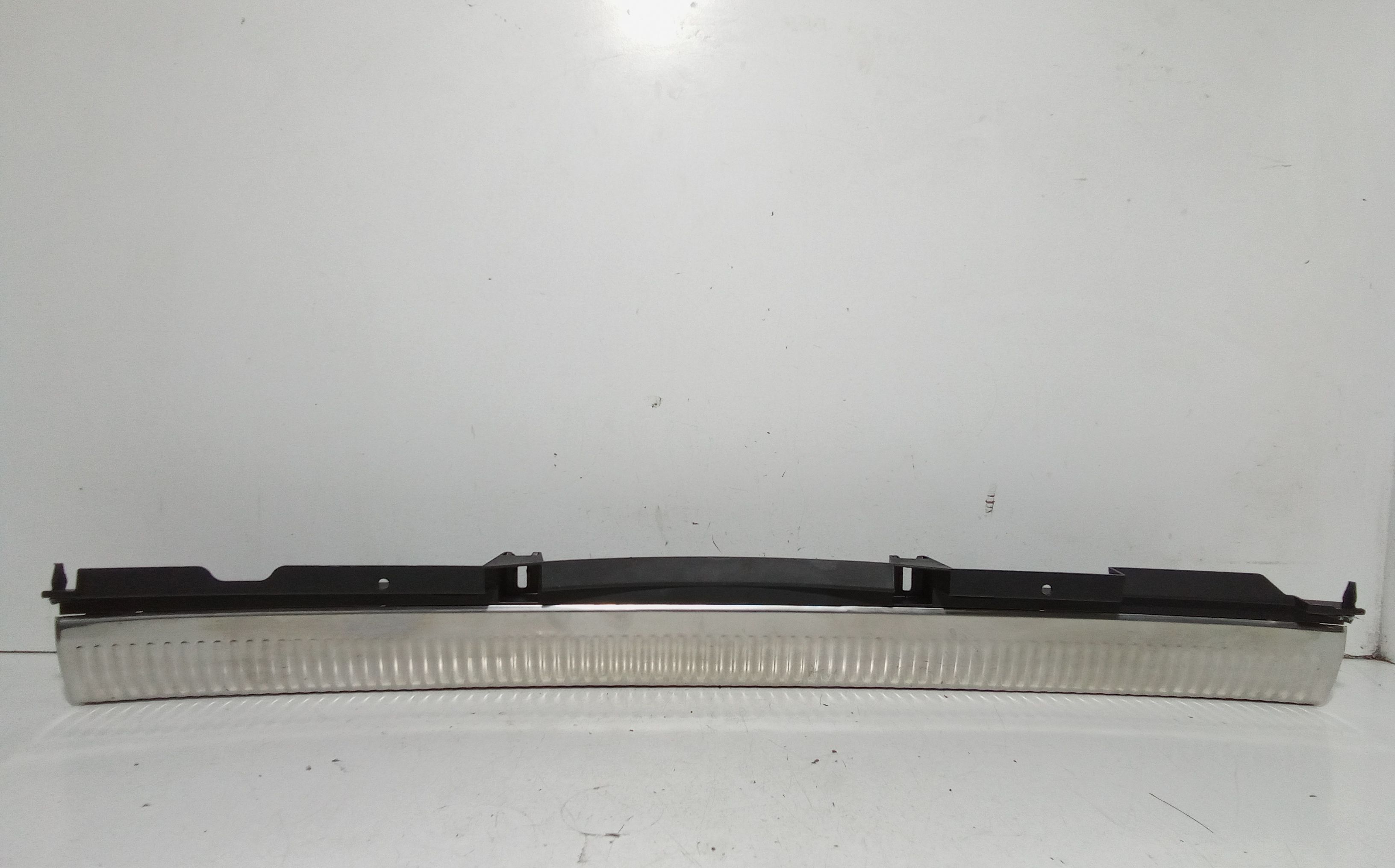 Batticofano posteriore AUDI A4 Allroad Serie B9 (8WH) (16>)