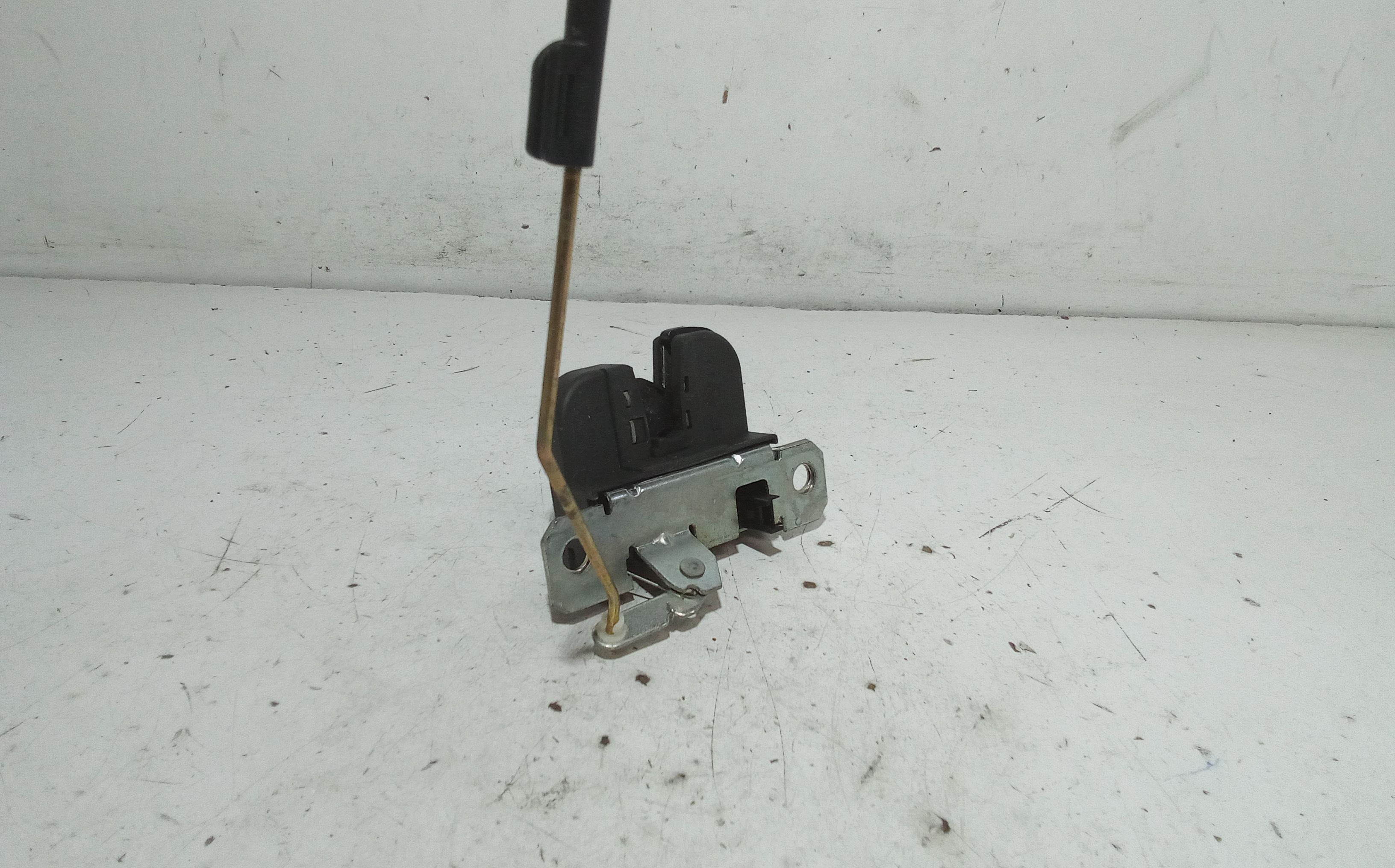 Serratura Cofano Posteriore SEAT Ibiza Serie (02>05)