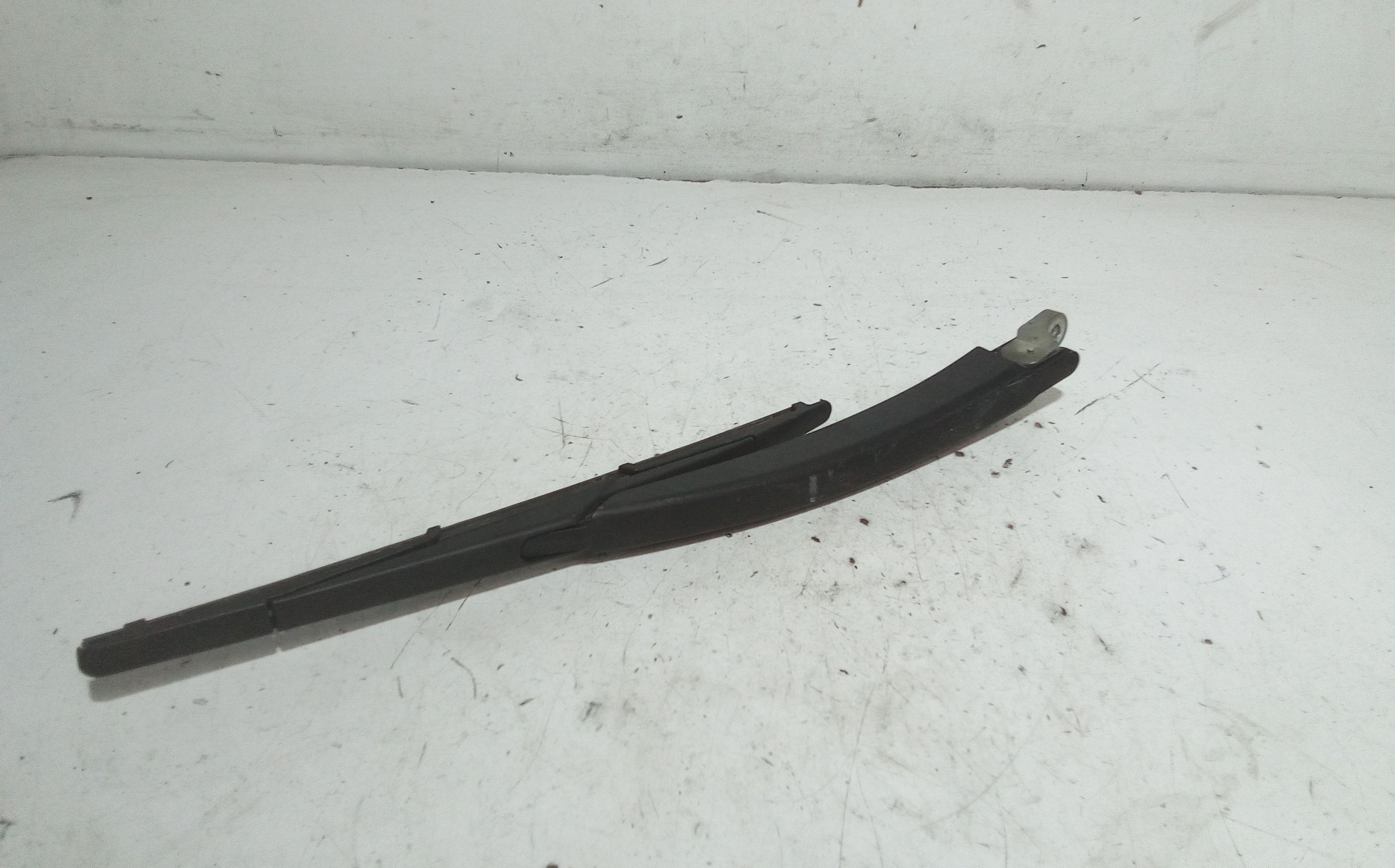 Braccio tergi posteriore FORD Fiesta 6 Serie