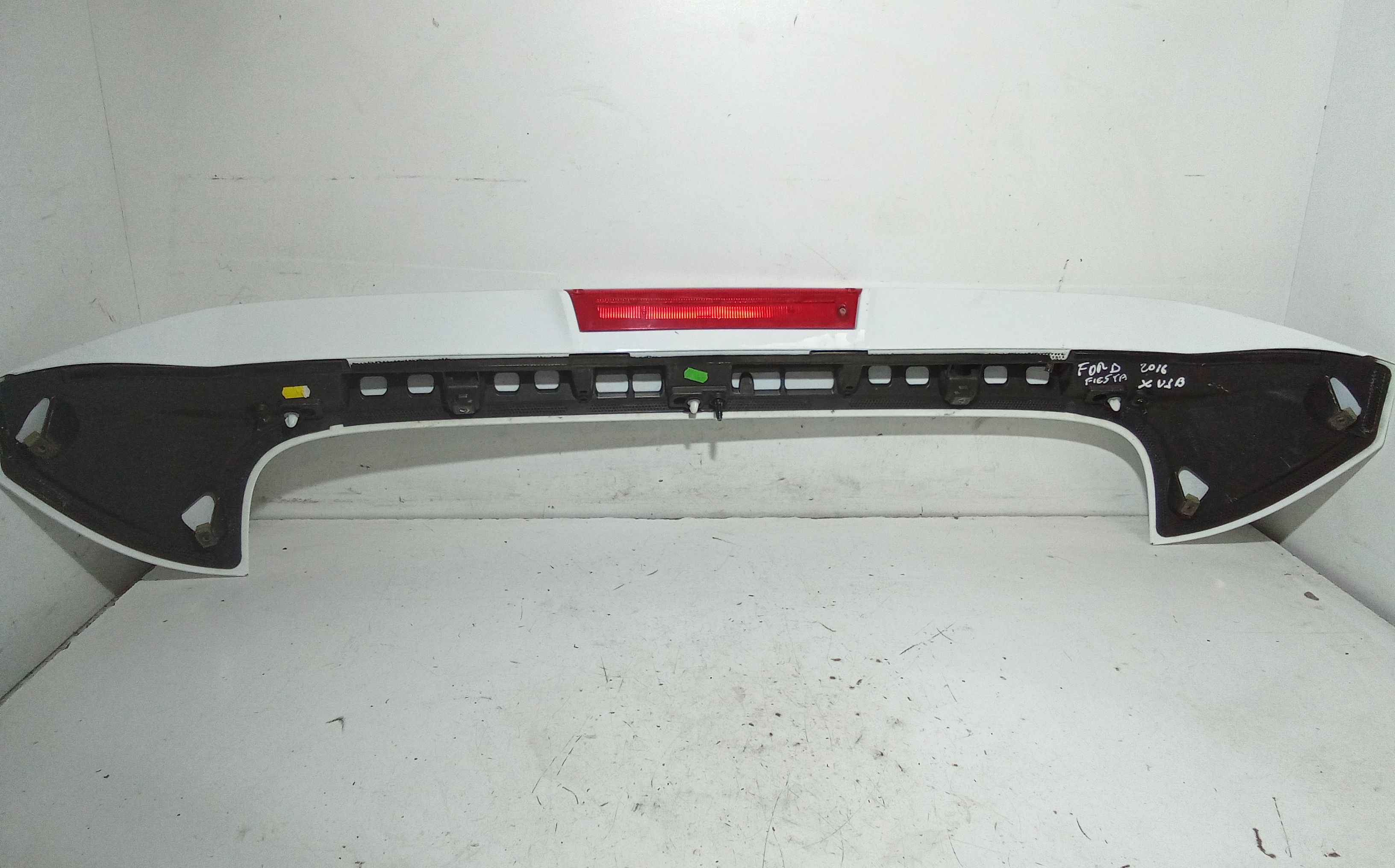 Spoiler Posteriore FORD Fiesta 6 Serie