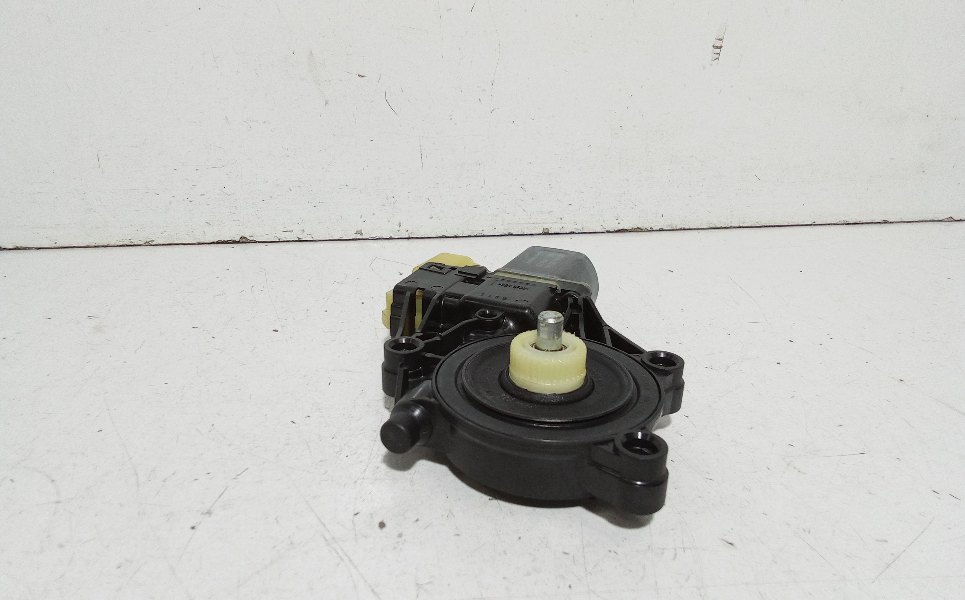 Motorino Alzavetro anteriore destra FORD Fiesta 6 Serie