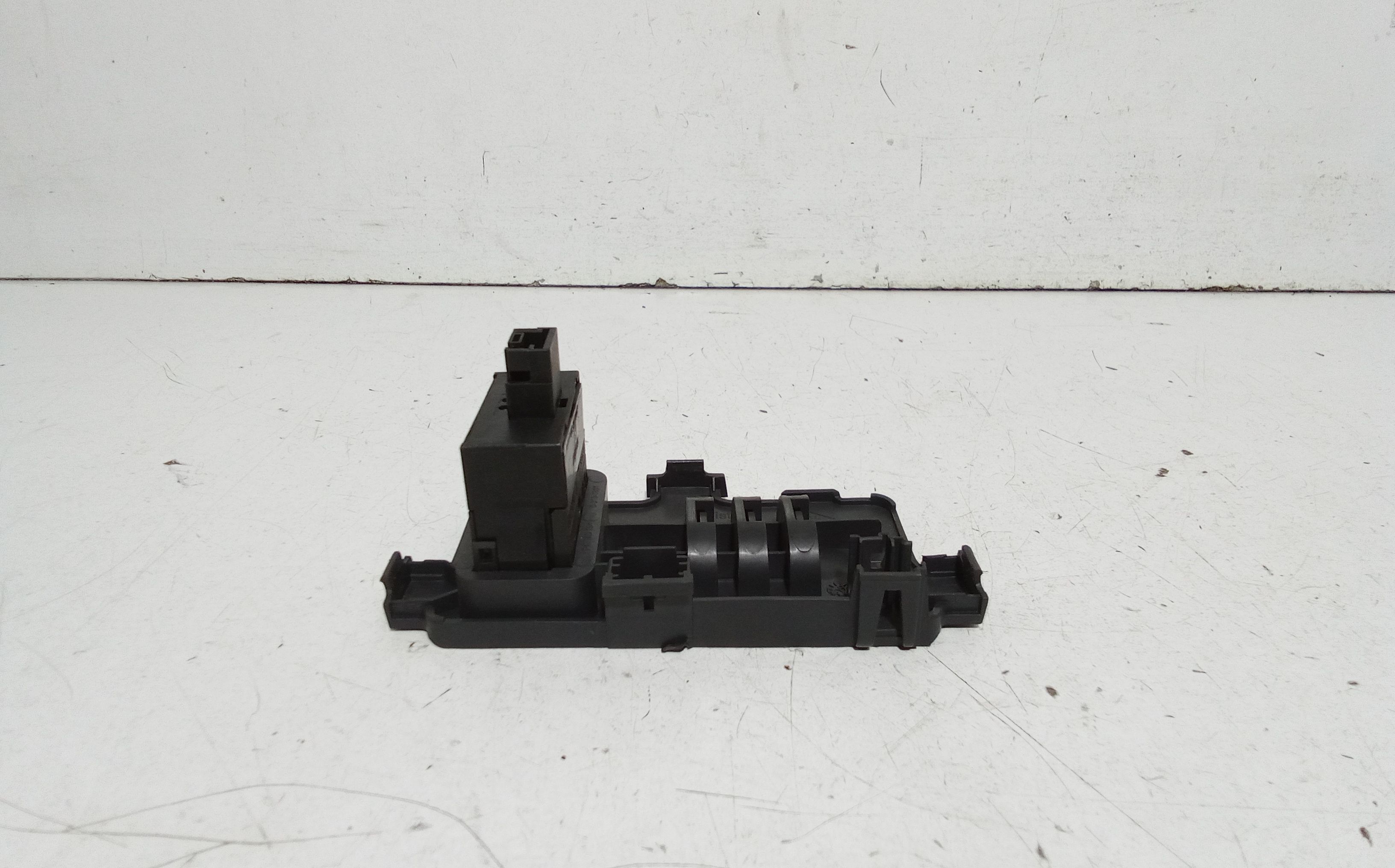 Regolatore Fari PEUGEOT 3008 Serie (09>16)