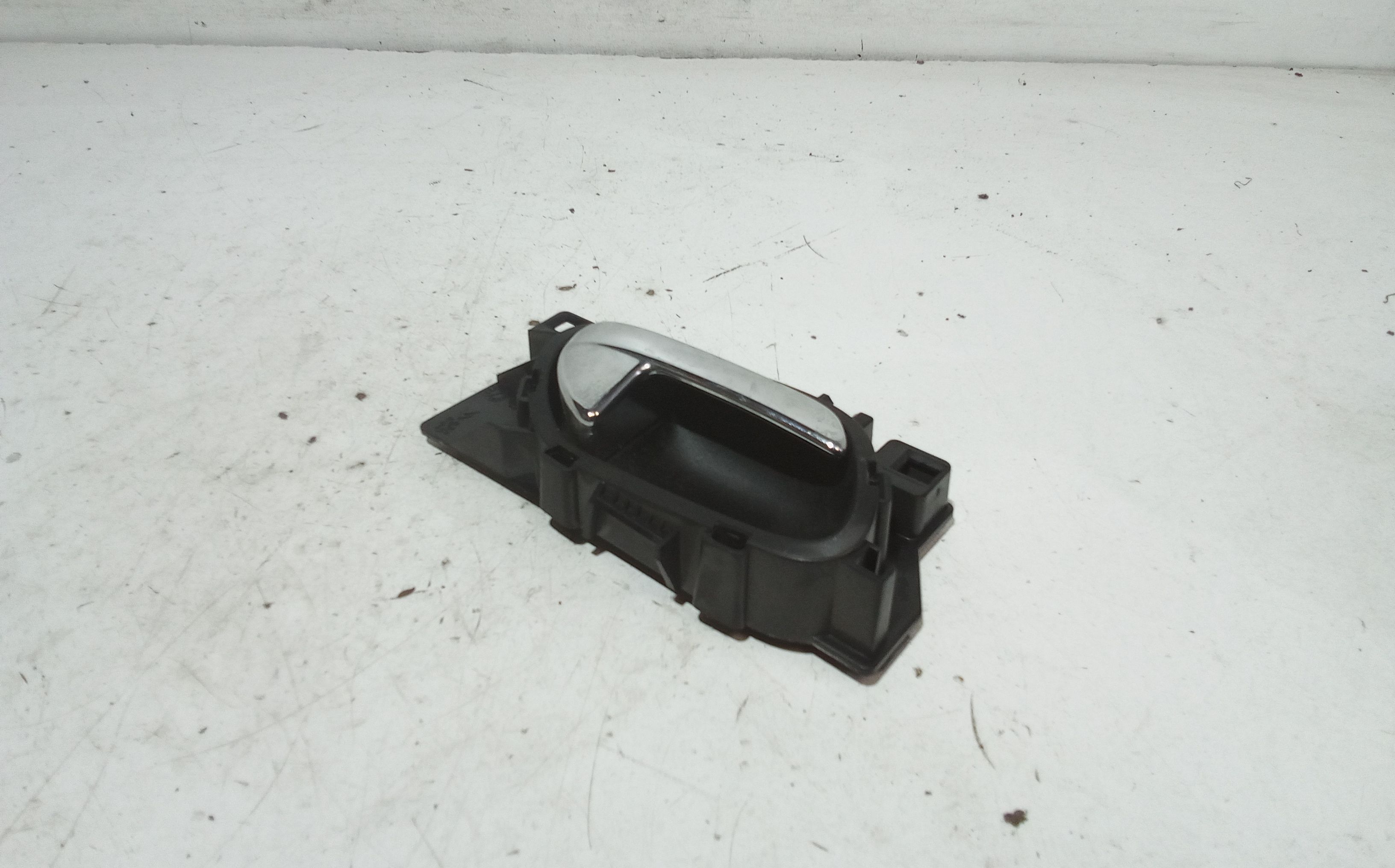 Maniglia interna Posteriore Destra PEUGEOT 3008 Serie (09>16)