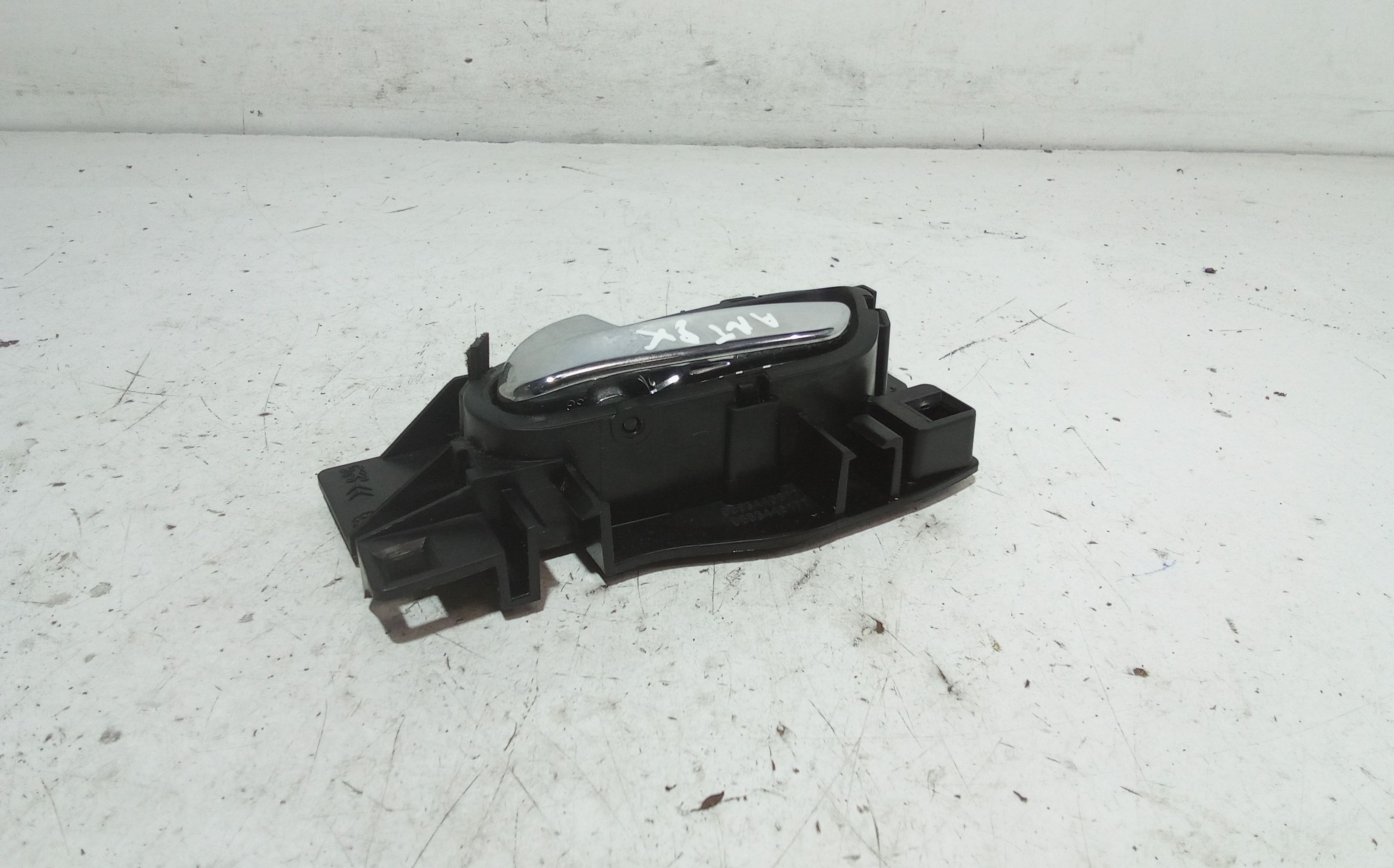 Maniglia interna anteriore Sinistra PEUGEOT 3008 Serie (09>16)