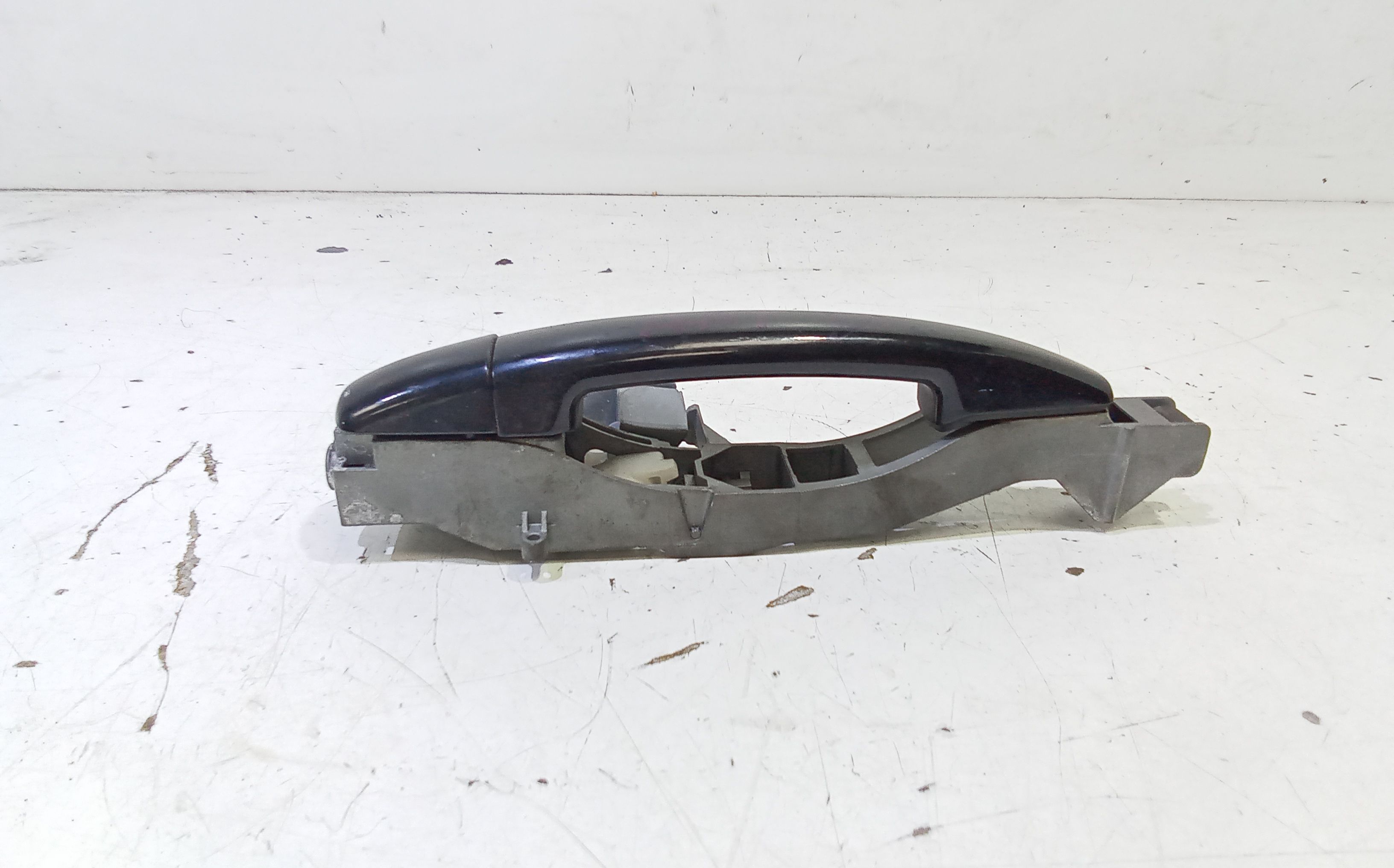 Maniglia esterna Anteriore Destra PEUGEOT 3008 Serie (09>16)