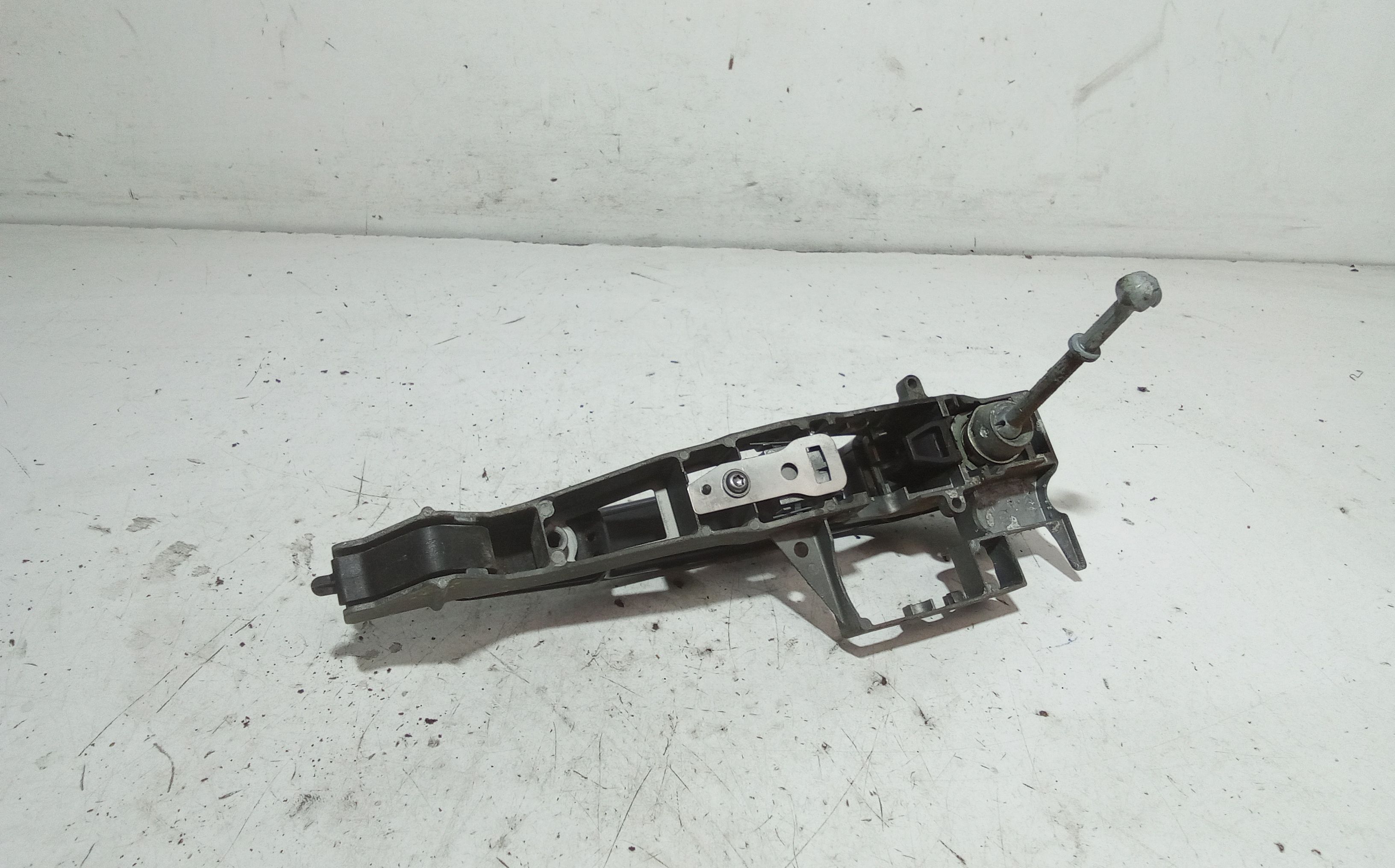 Maniglia esterna Anteriore Sinistra PEUGEOT 3008 Serie (09>16)