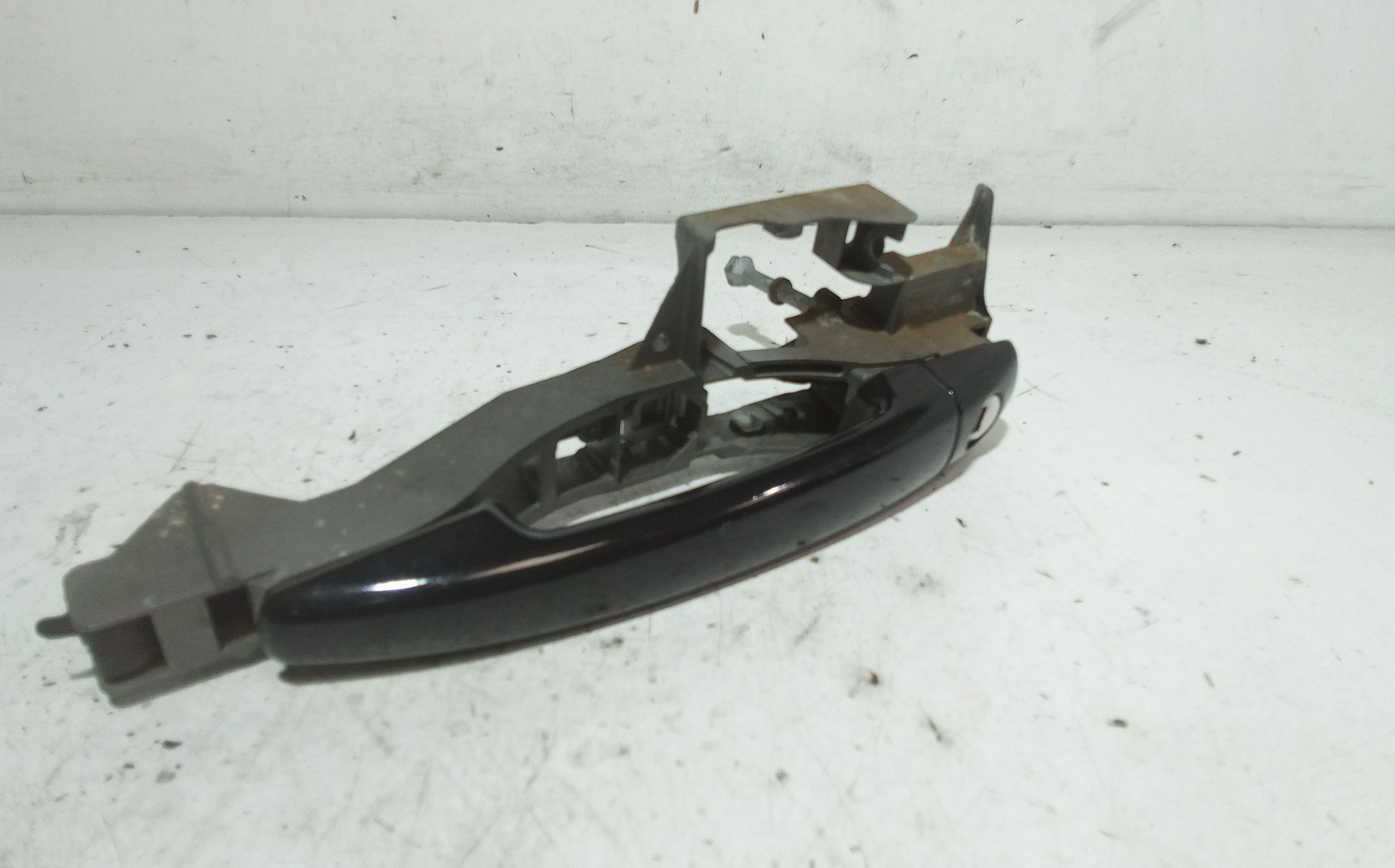 Maniglia esterna Anteriore Sinistra PEUGEOT 3008 Serie (09>16)