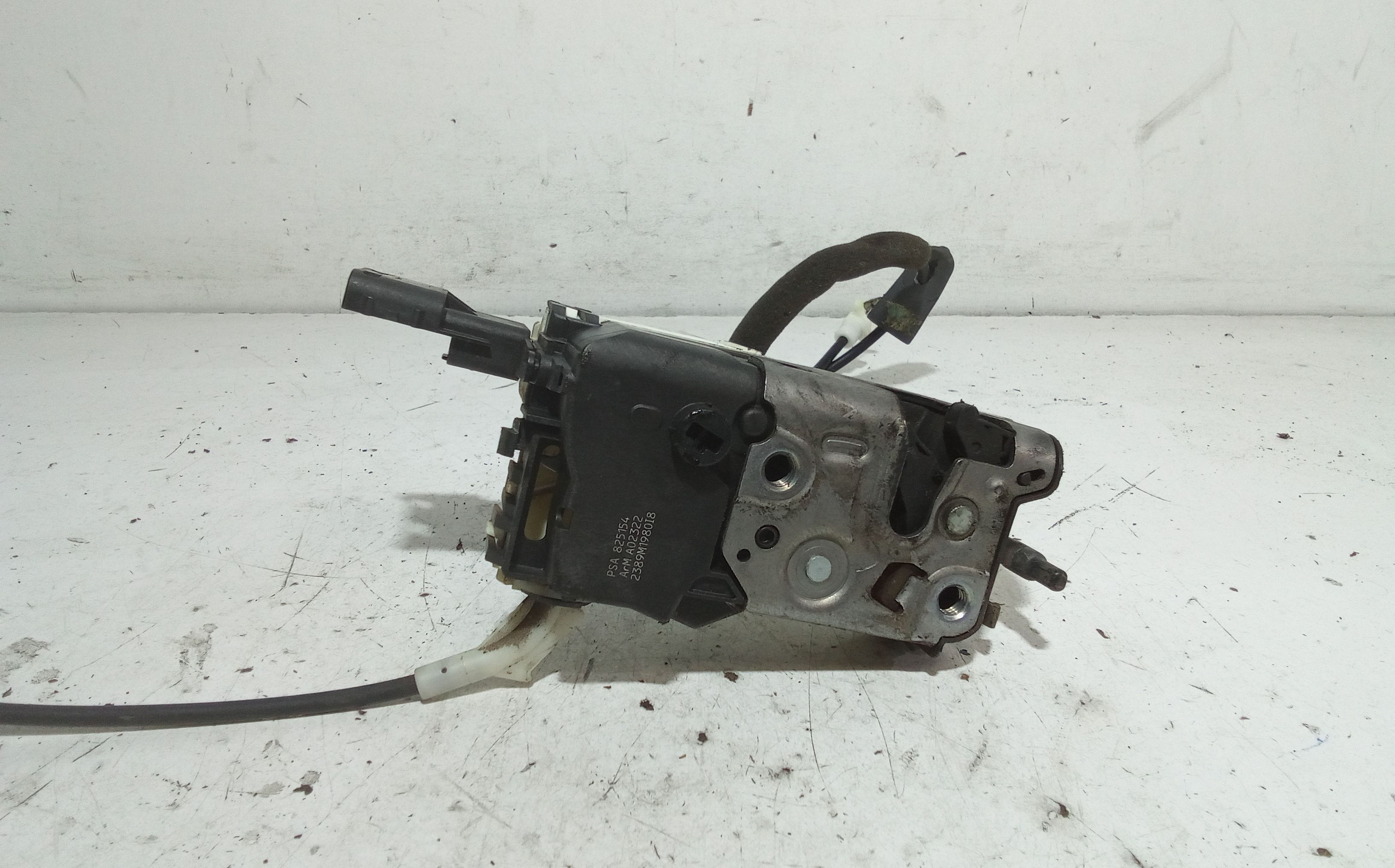 Serratura Anteriore Destra PEUGEOT 3008 Serie (09>16)