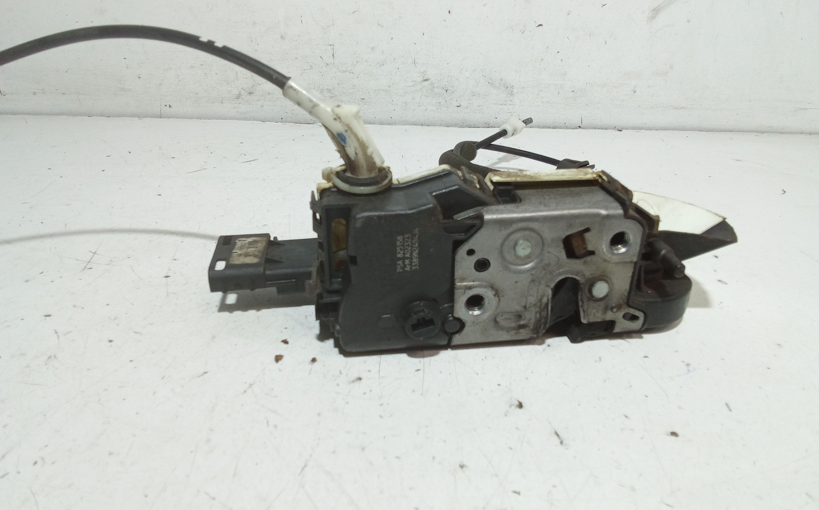 Serratura Anteriore Sinistra PEUGEOT 3008 Serie (09>16)