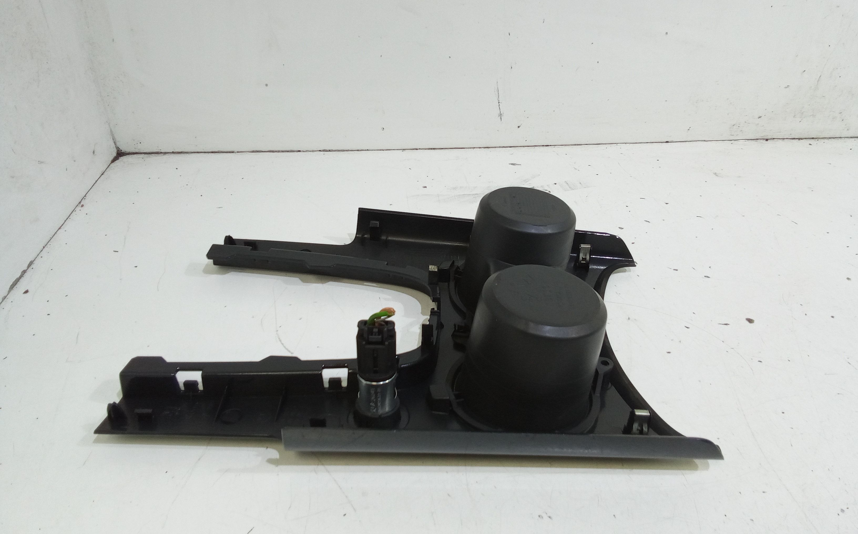 Porta bicchiere PEUGEOT 3008 Serie (09>16)