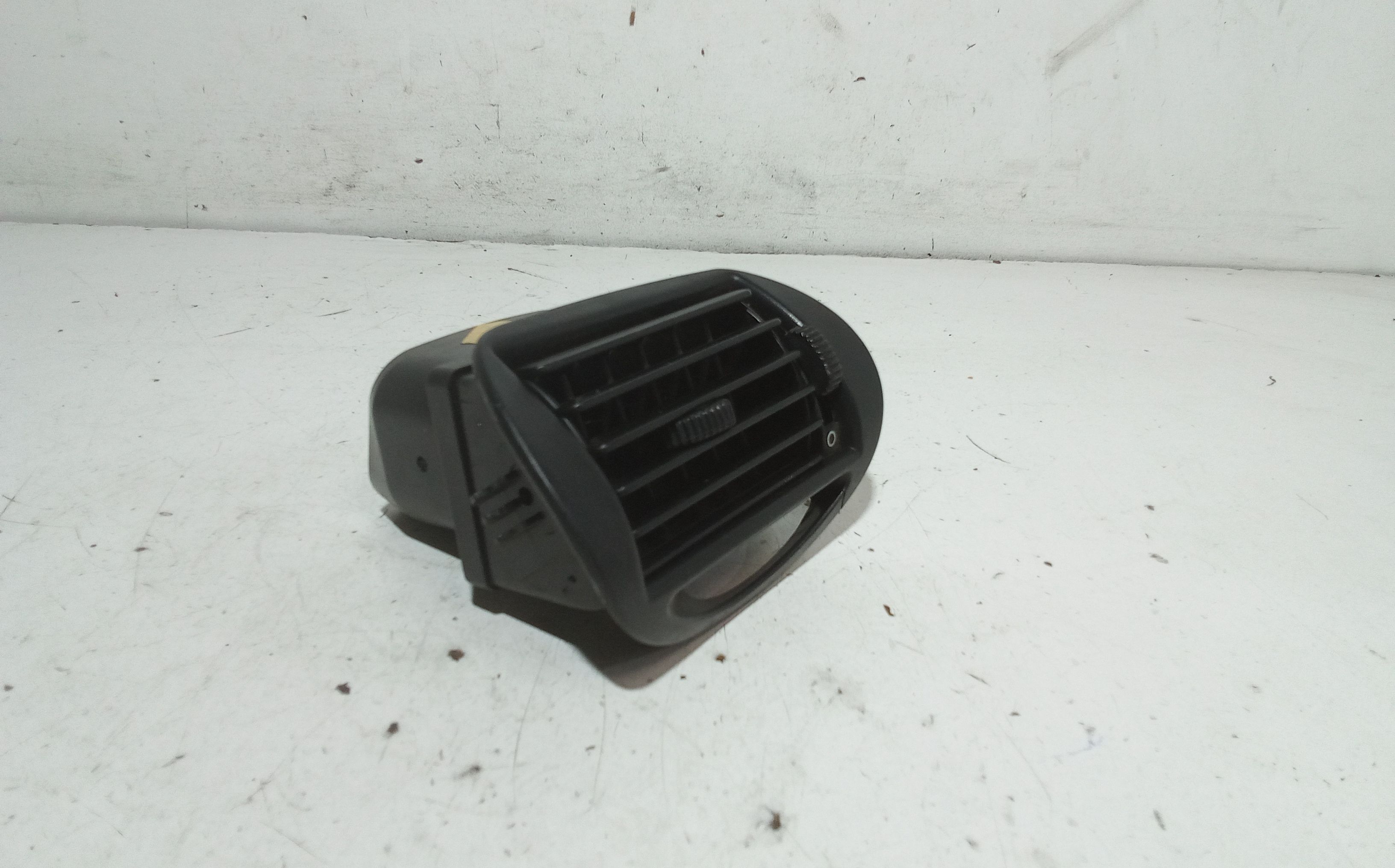 Bocchetta aria cruscotto lato passeggero FIAT Seicento Serie (00>05)