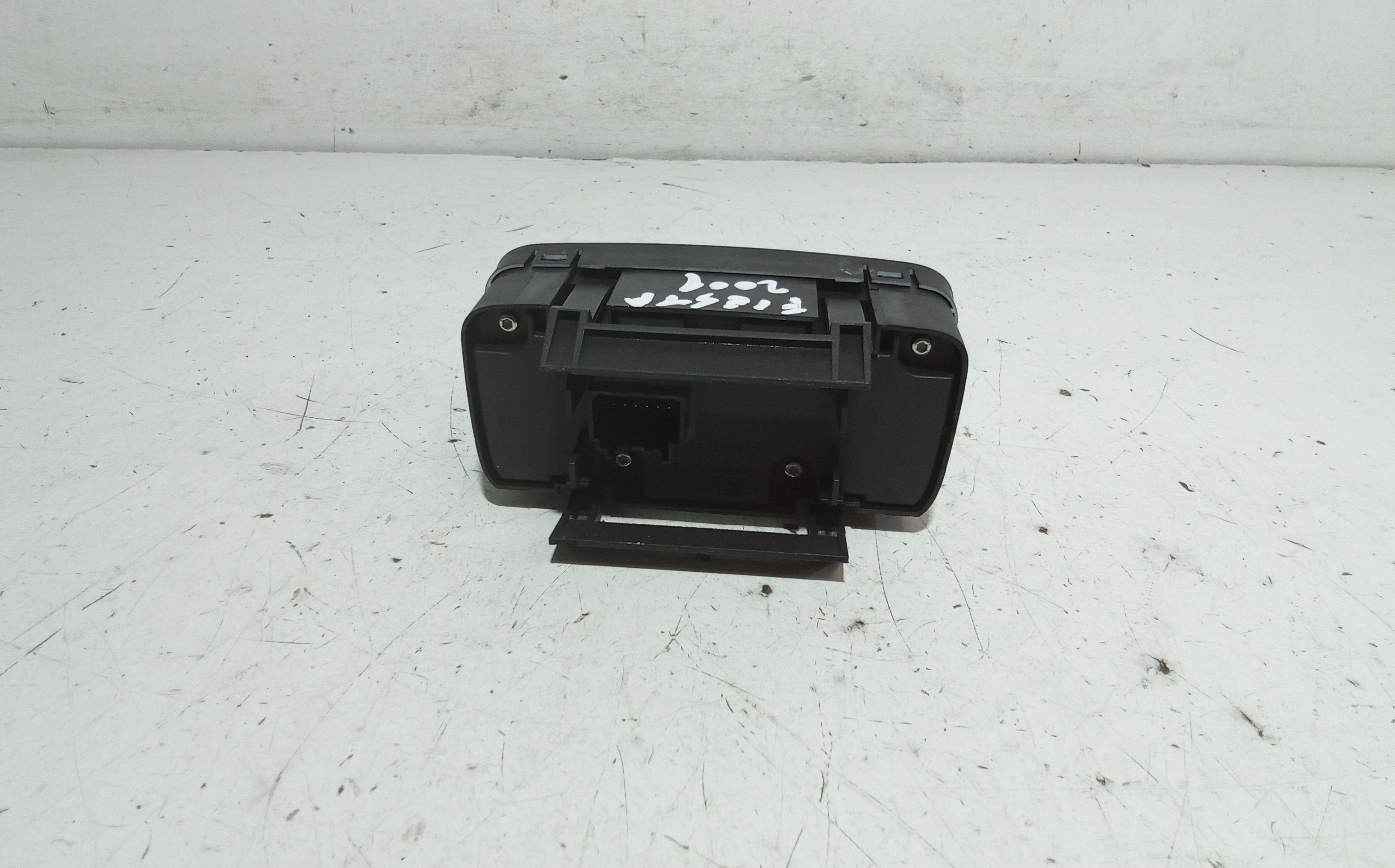 Interruttore comando luci FORD Fiesta 6 Serie