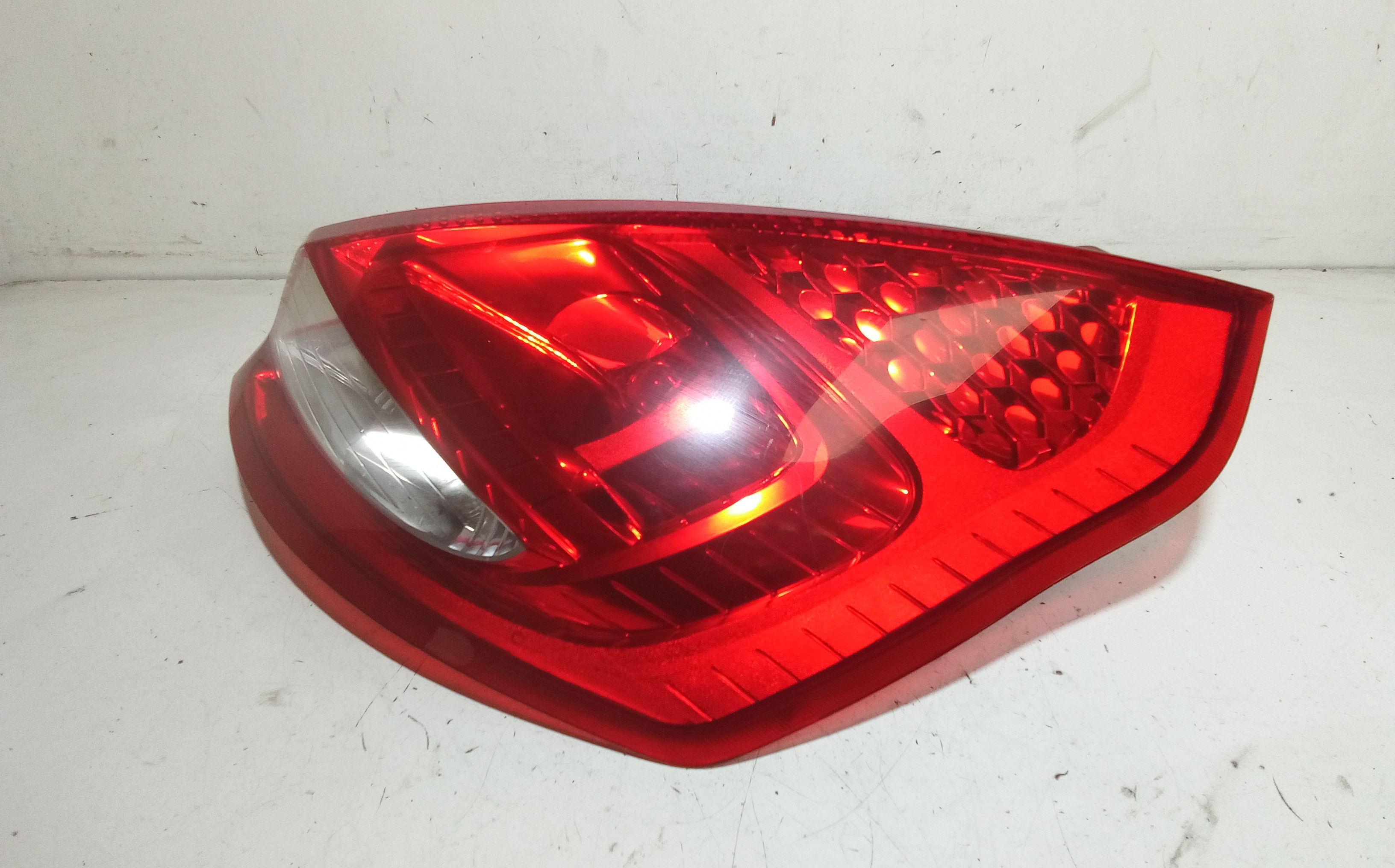 Stop fanale posteriore Destro Passeggero FORD Fiesta 6 Serie