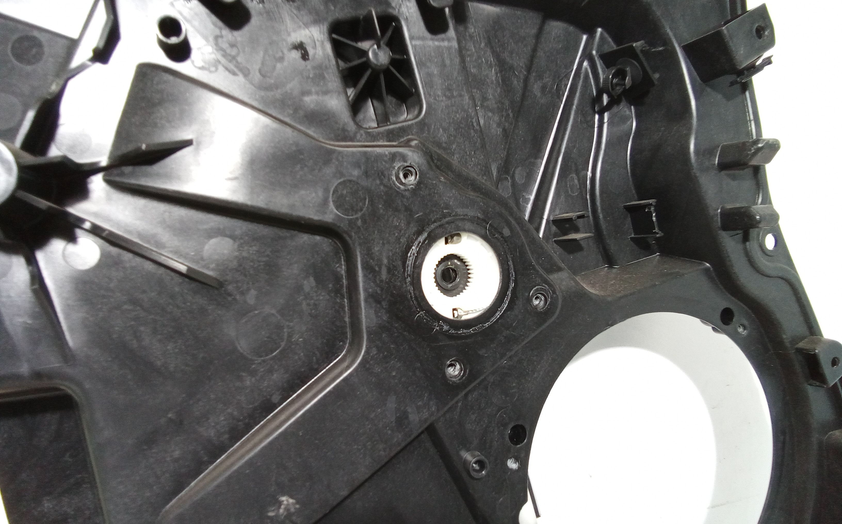 Cremagliera anteriore sinistra Guida FORD Fiesta 6 Serie