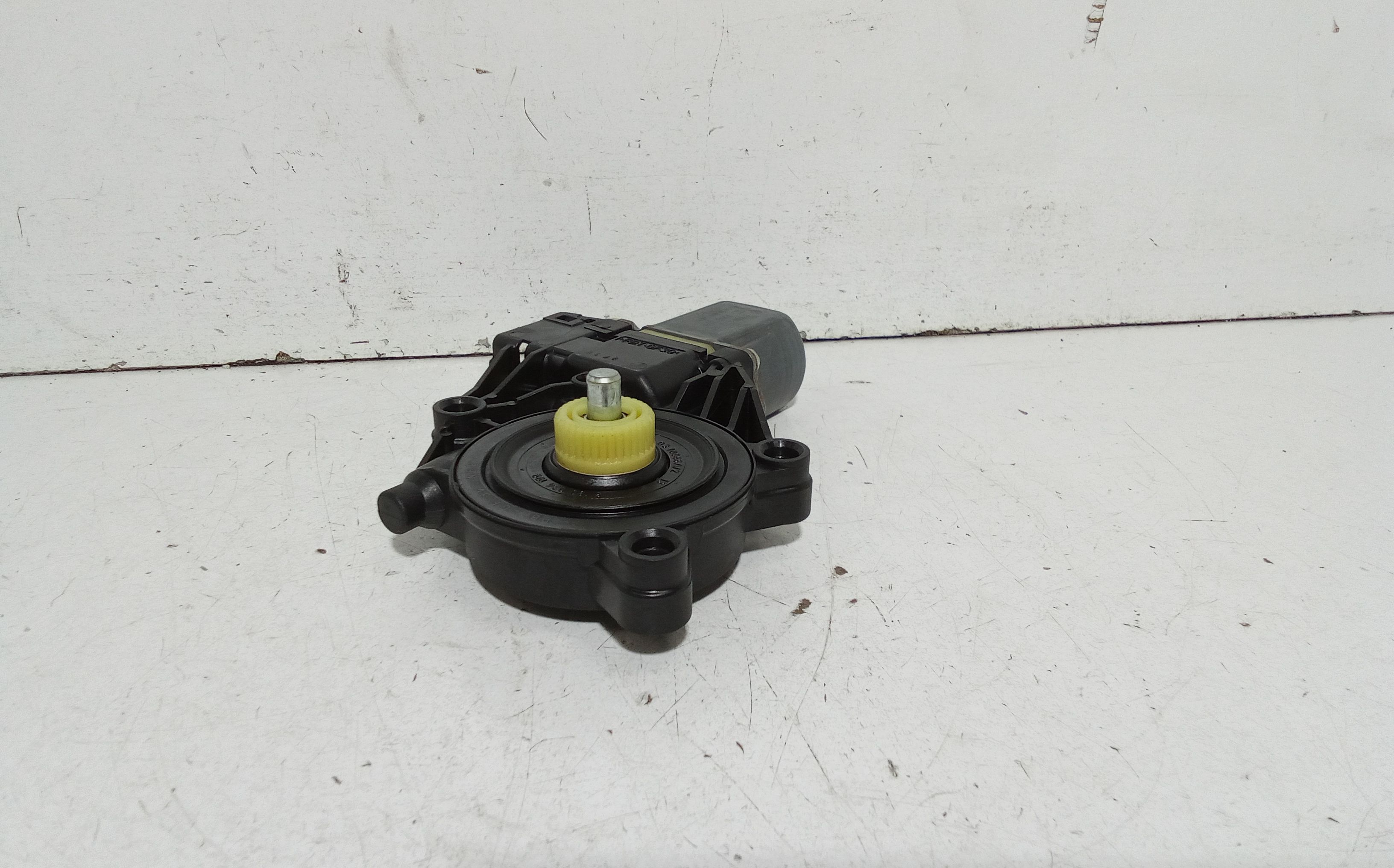 Motorino Alzavetro anteriore destra FORD Fiesta 6 Serie