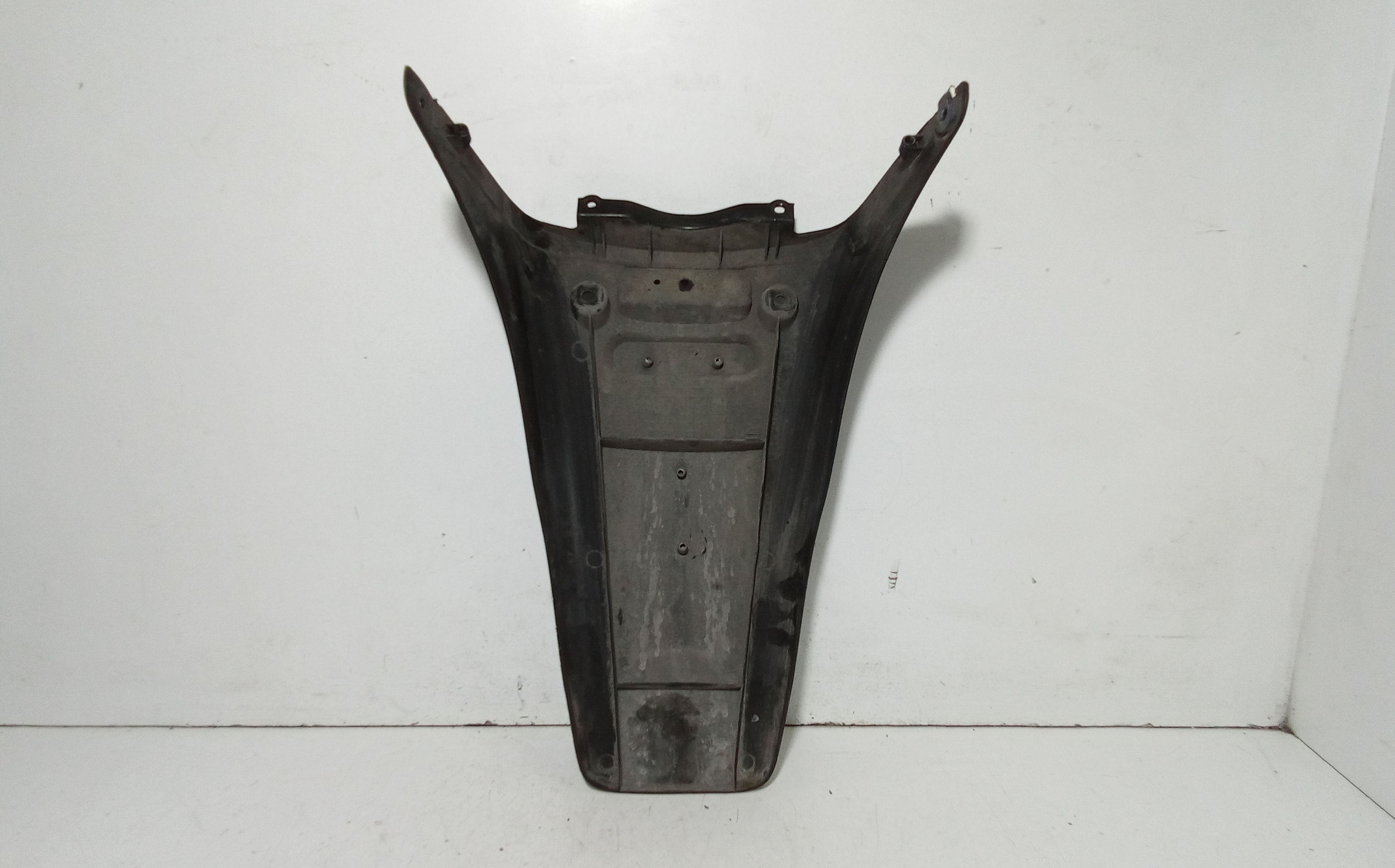 Parafango posteriore targa HONDA @ 125cc (00>06)