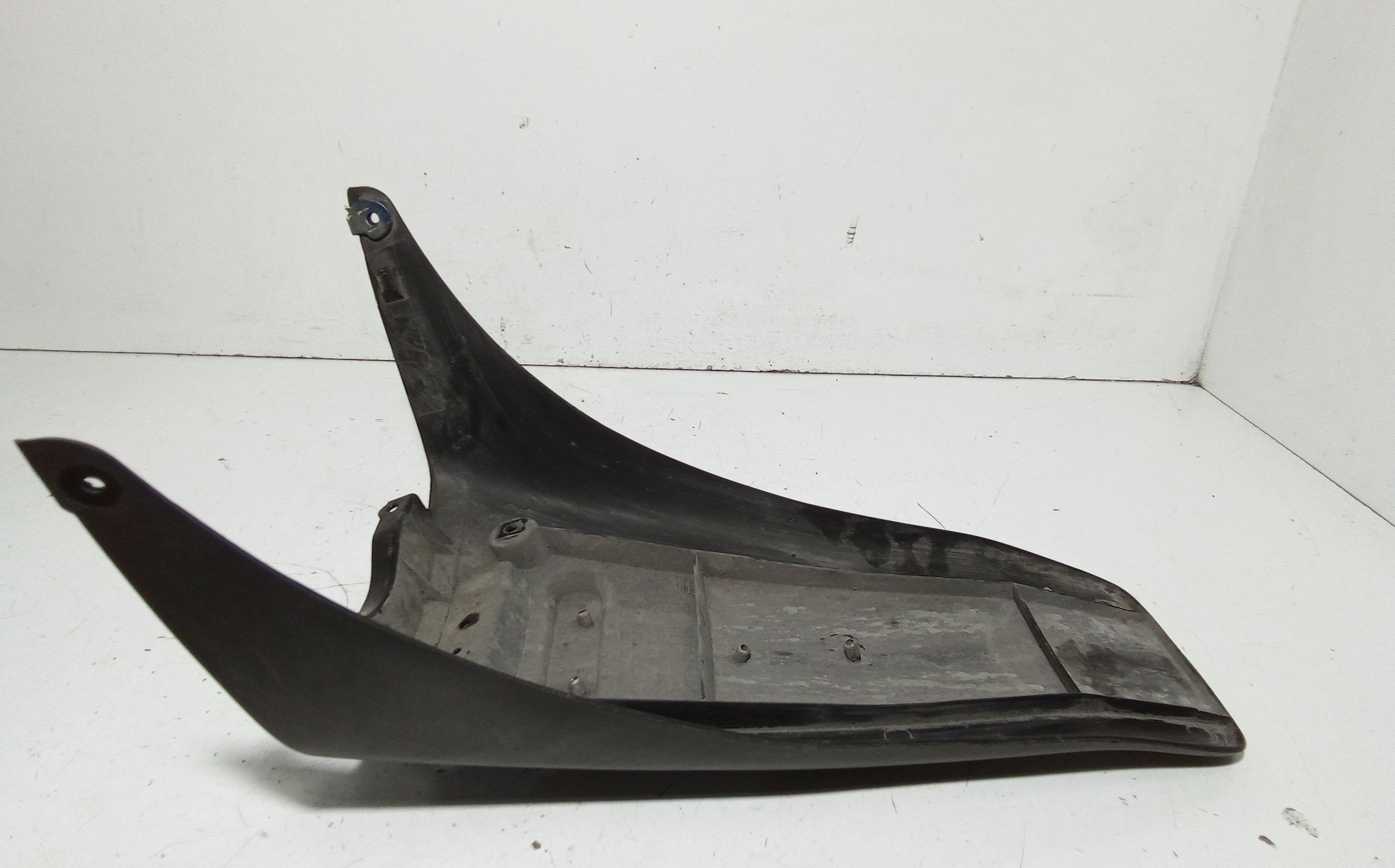 Parafango posteriore targa HONDA @ 125cc (00>06)