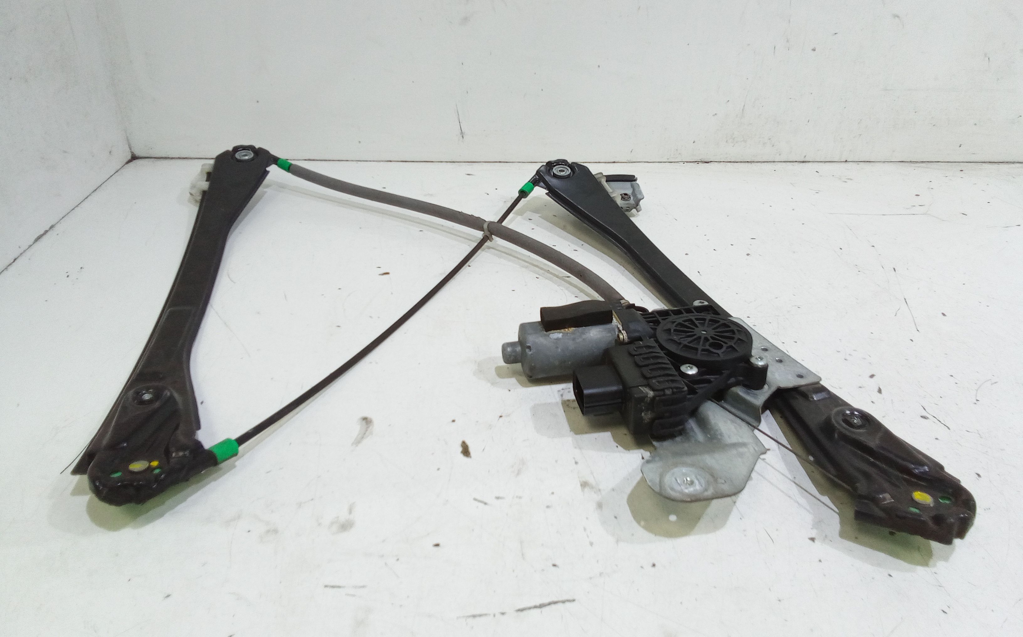 Cremagliera anteriore sinistra Guida JAGUAR XJ 2 Serie