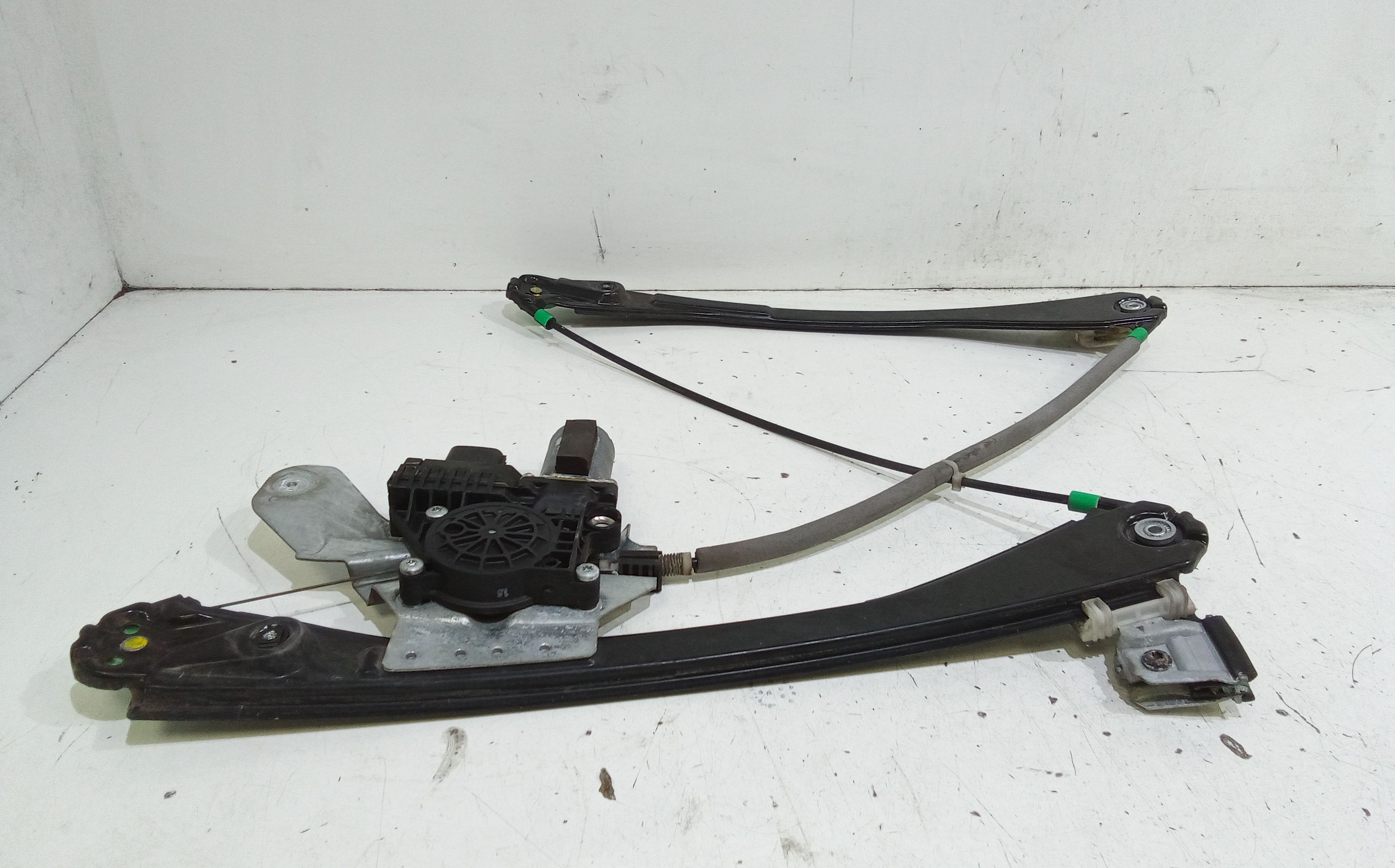 Cremagliera anteriore sinistra Guida JAGUAR XJ 2 Serie