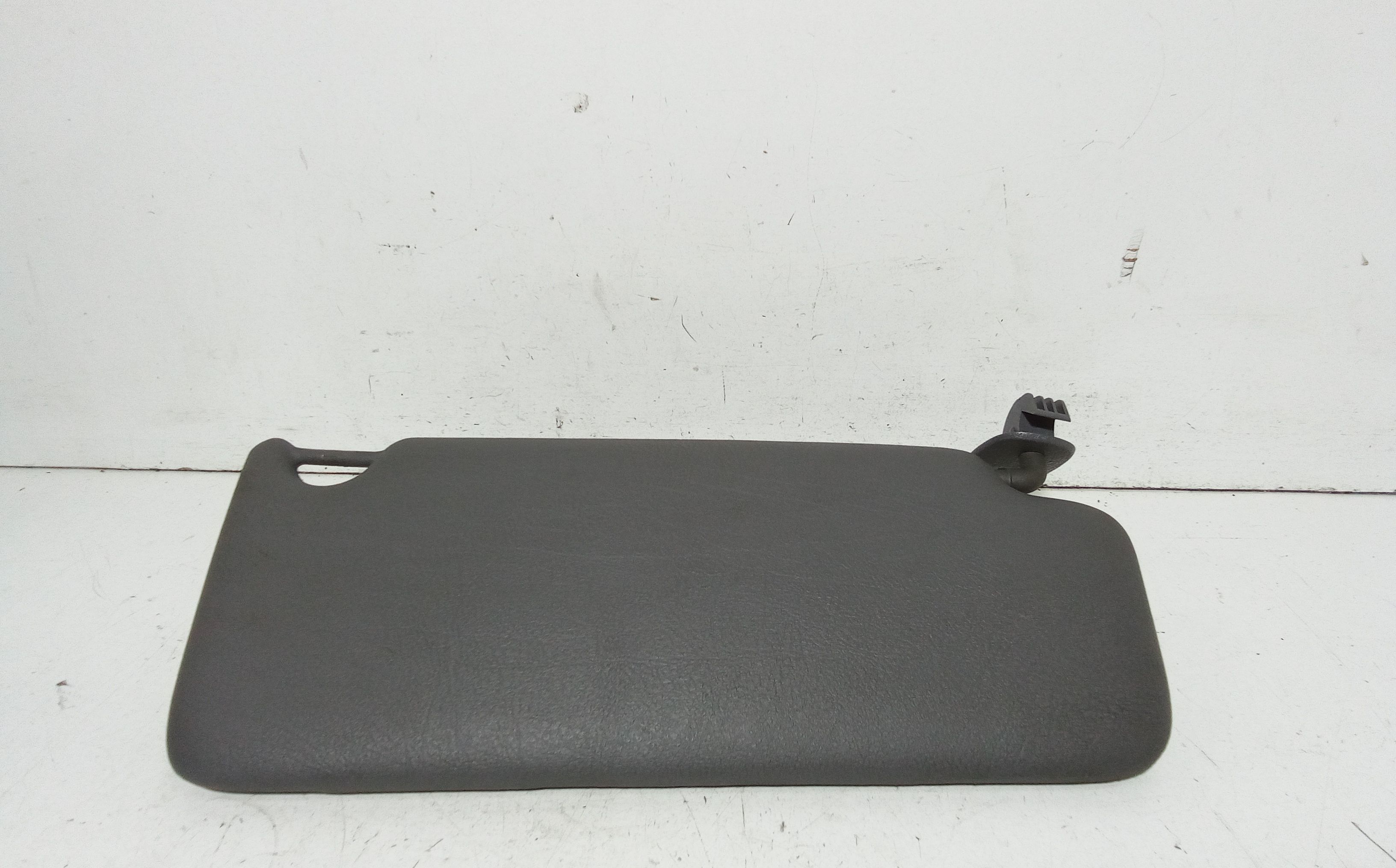 Parasole aletta anteriore Lato Guida RENAULT Clio Serie (99>01)