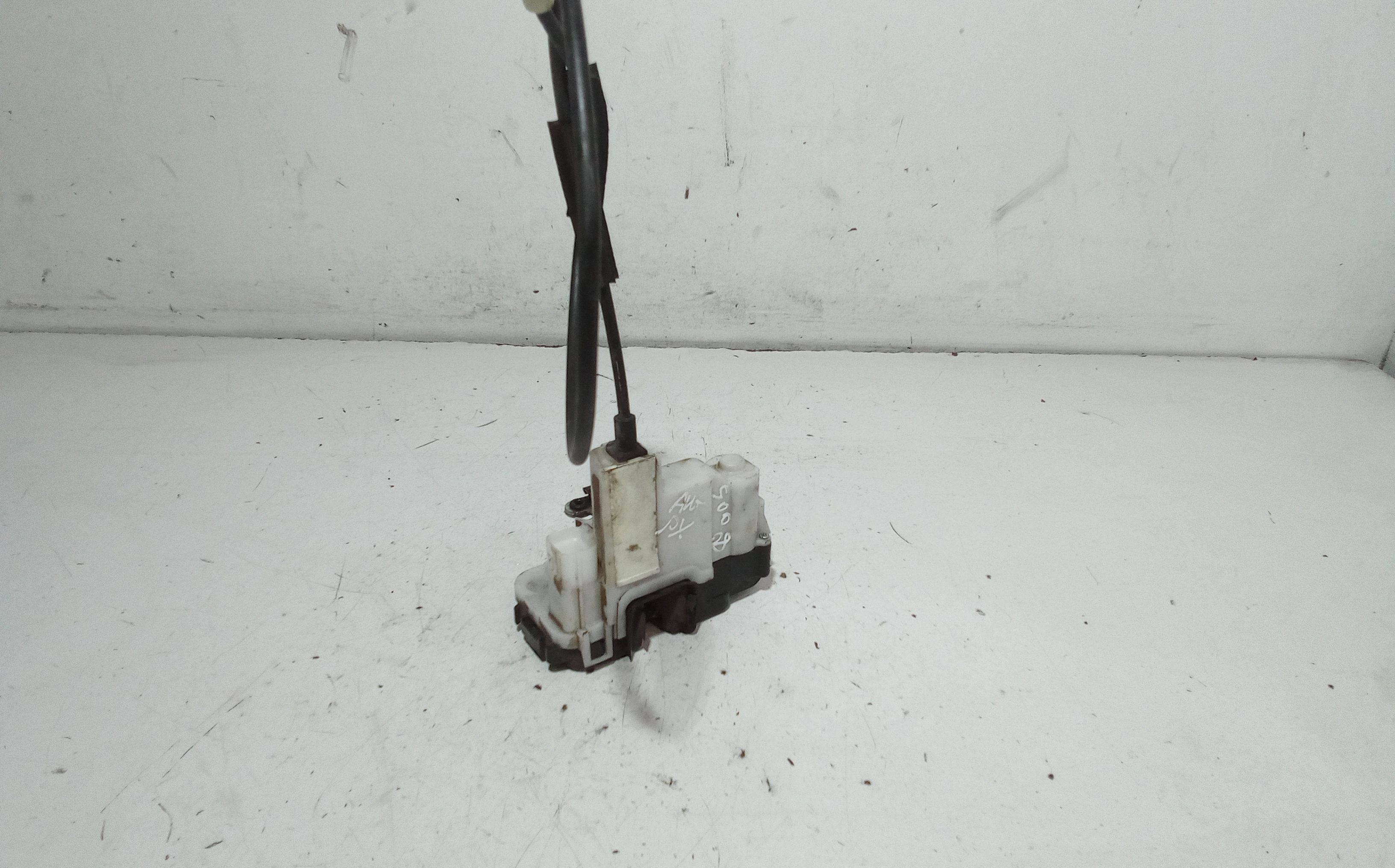 Serratura Anteriore Sinistra FIAT 500 Serie (07>14)