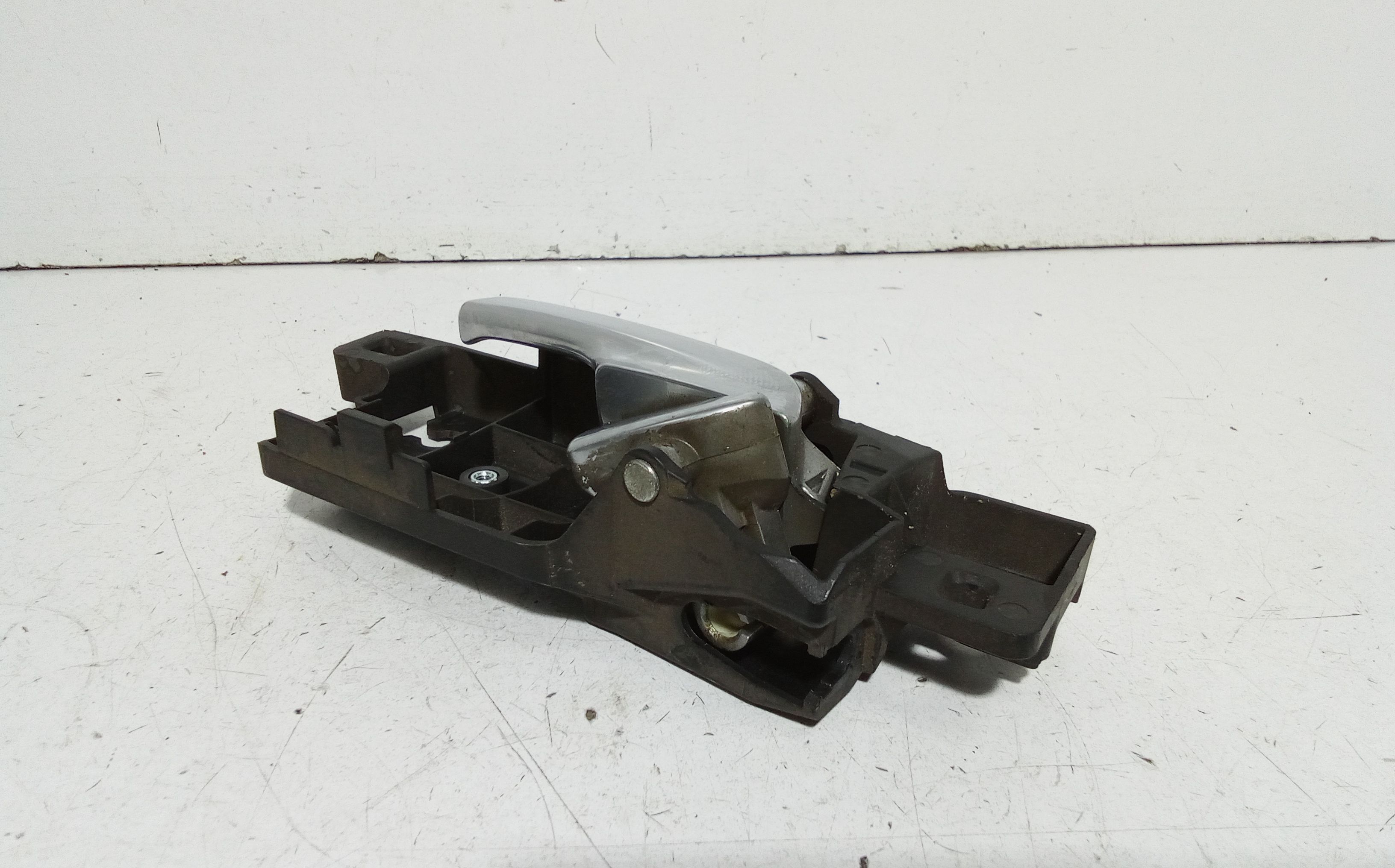 Maniglia interna Posteriore Sinistra FORD Mondeo S. Wagon 6 Serie