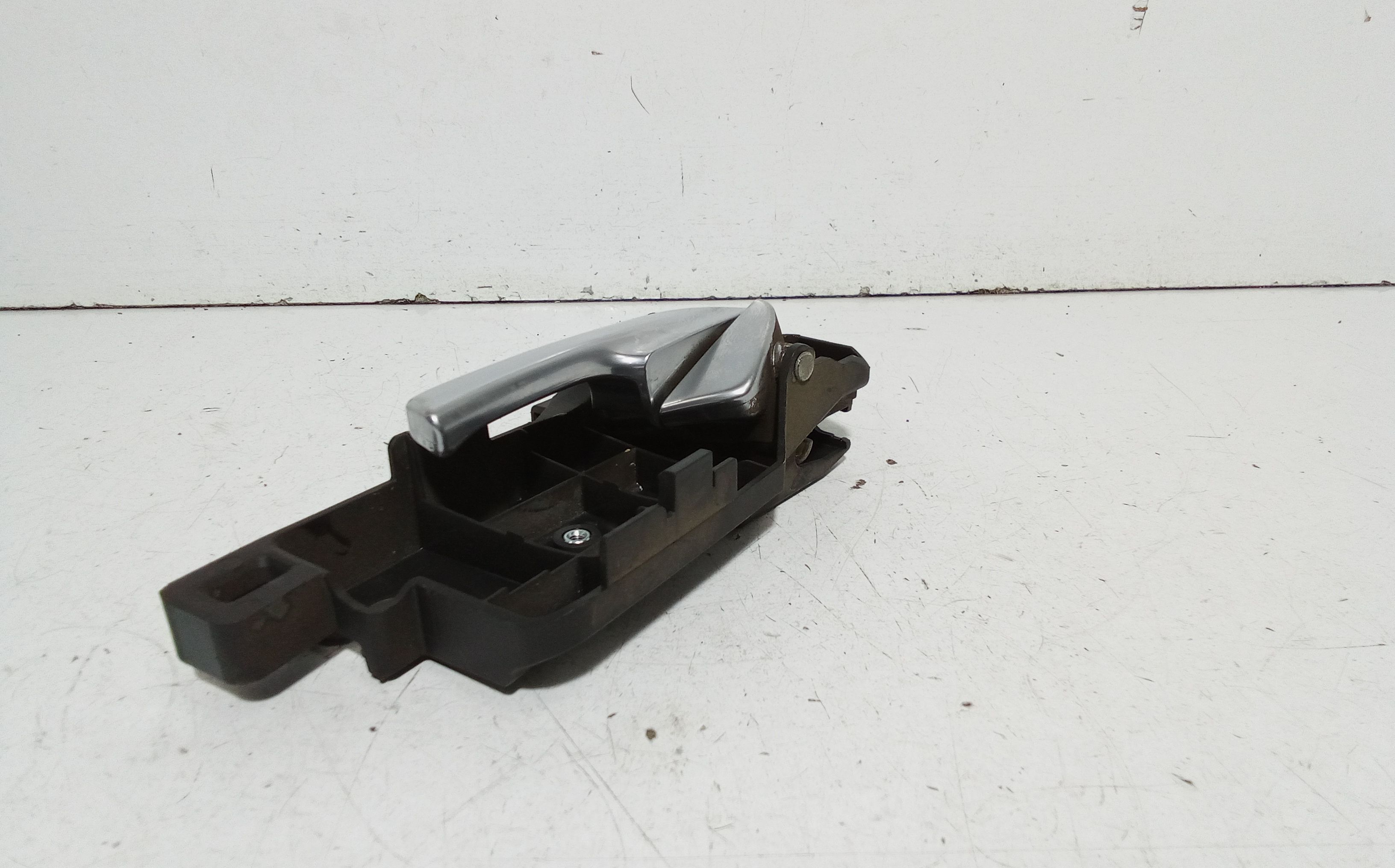 Maniglia interna Posteriore Sinistra FORD Mondeo S. Wagon 6 Serie