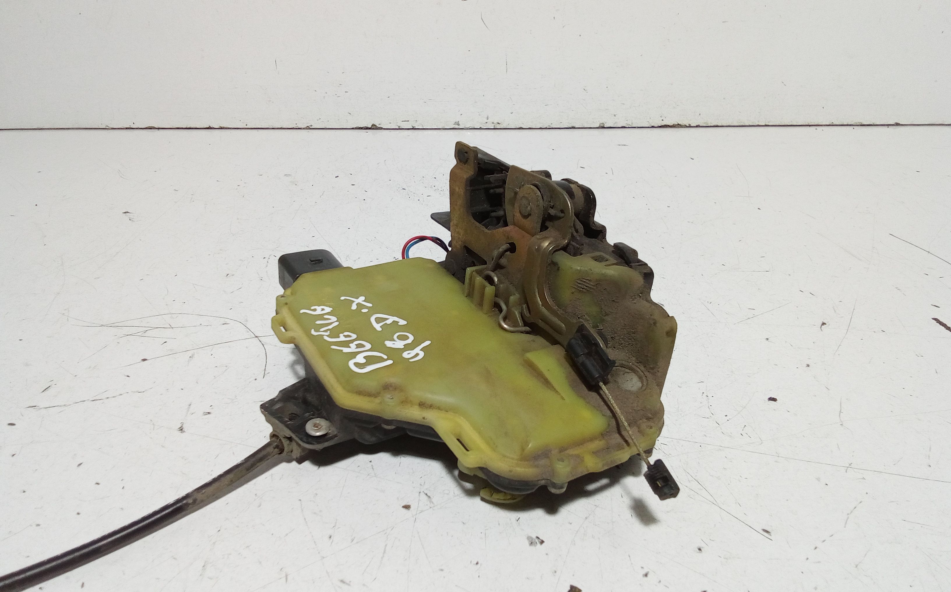 Serratura Anteriore Destra VOLKSWAGEN New Beetle 1 Serie