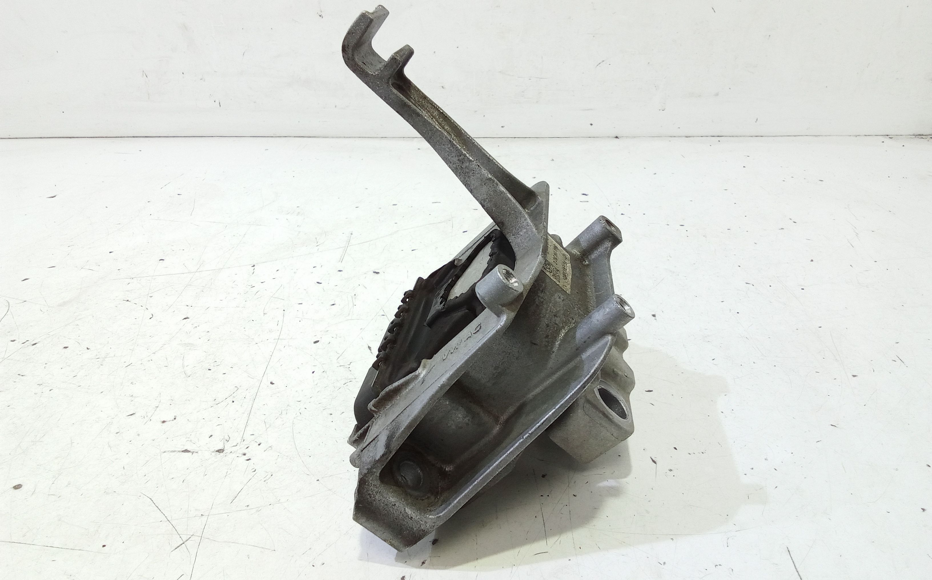 Supporto motore VOLKSWAGEN T-Roc Serie