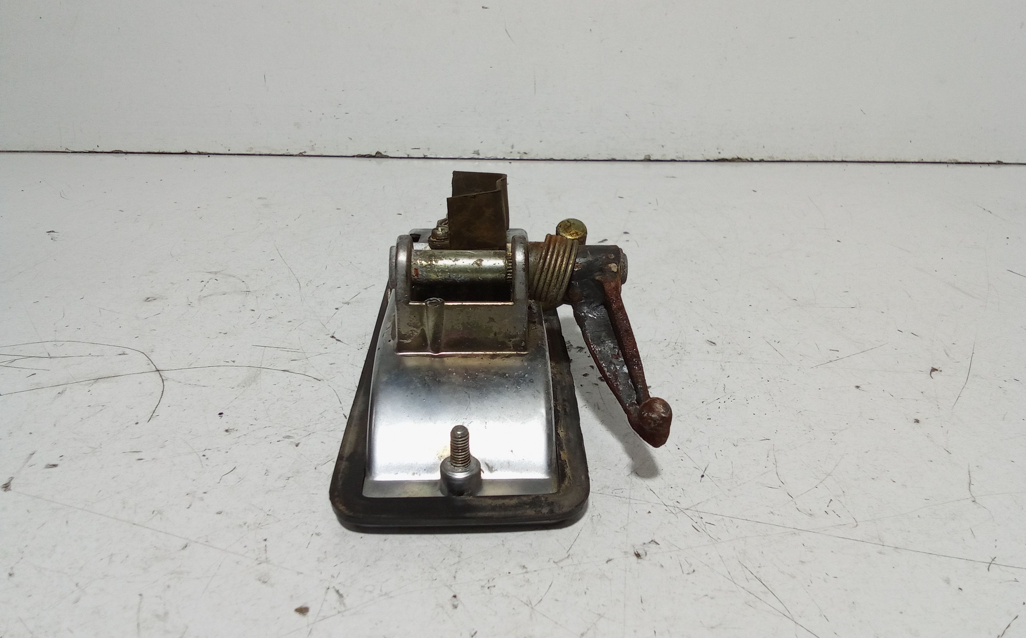 Maniglia esterna Anteriore Destra LANCIA Trevi Serie (828_) (80>87)