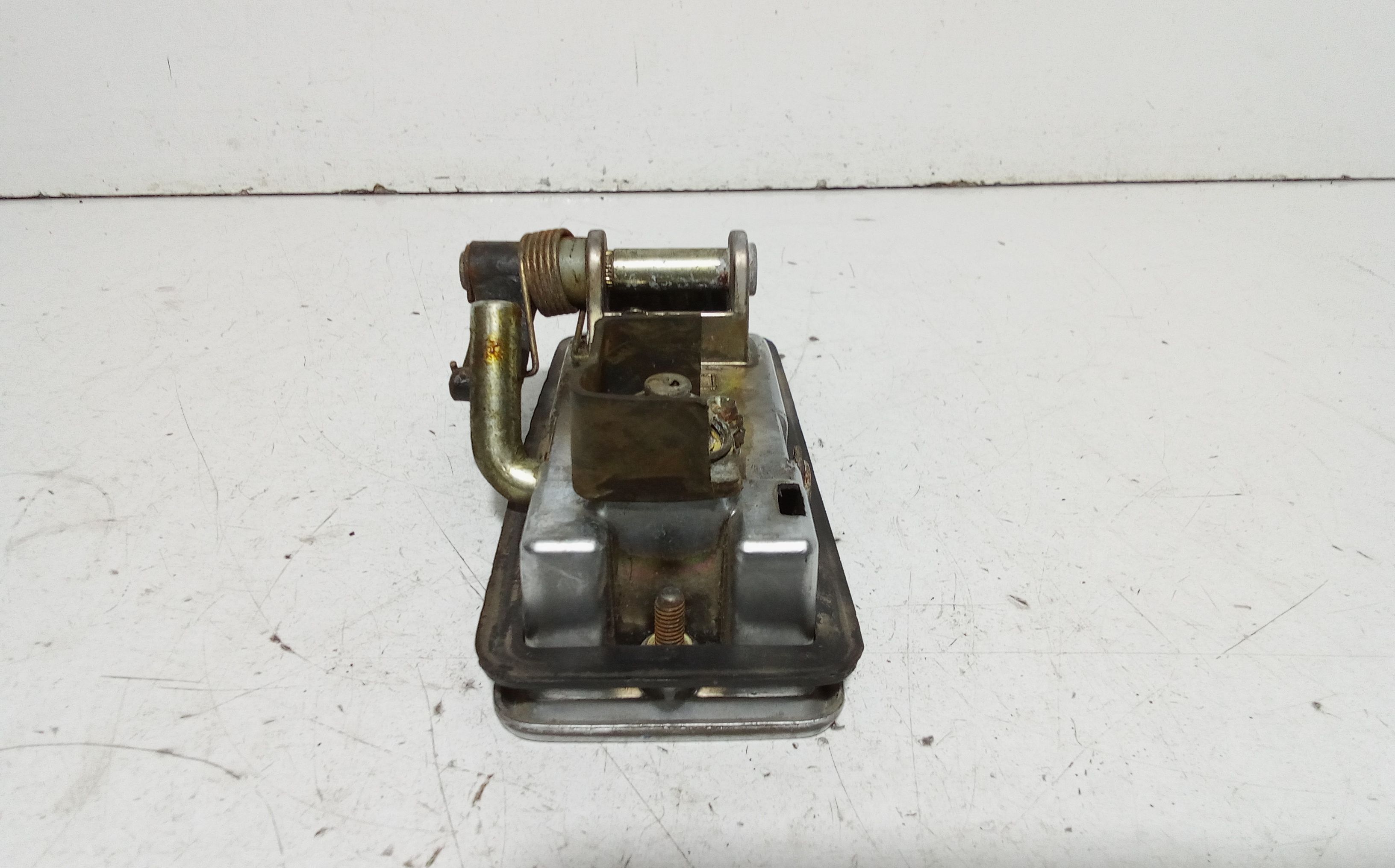 Maniglia esterna Anteriore Destra LANCIA Trevi Serie (828_) (80>87)