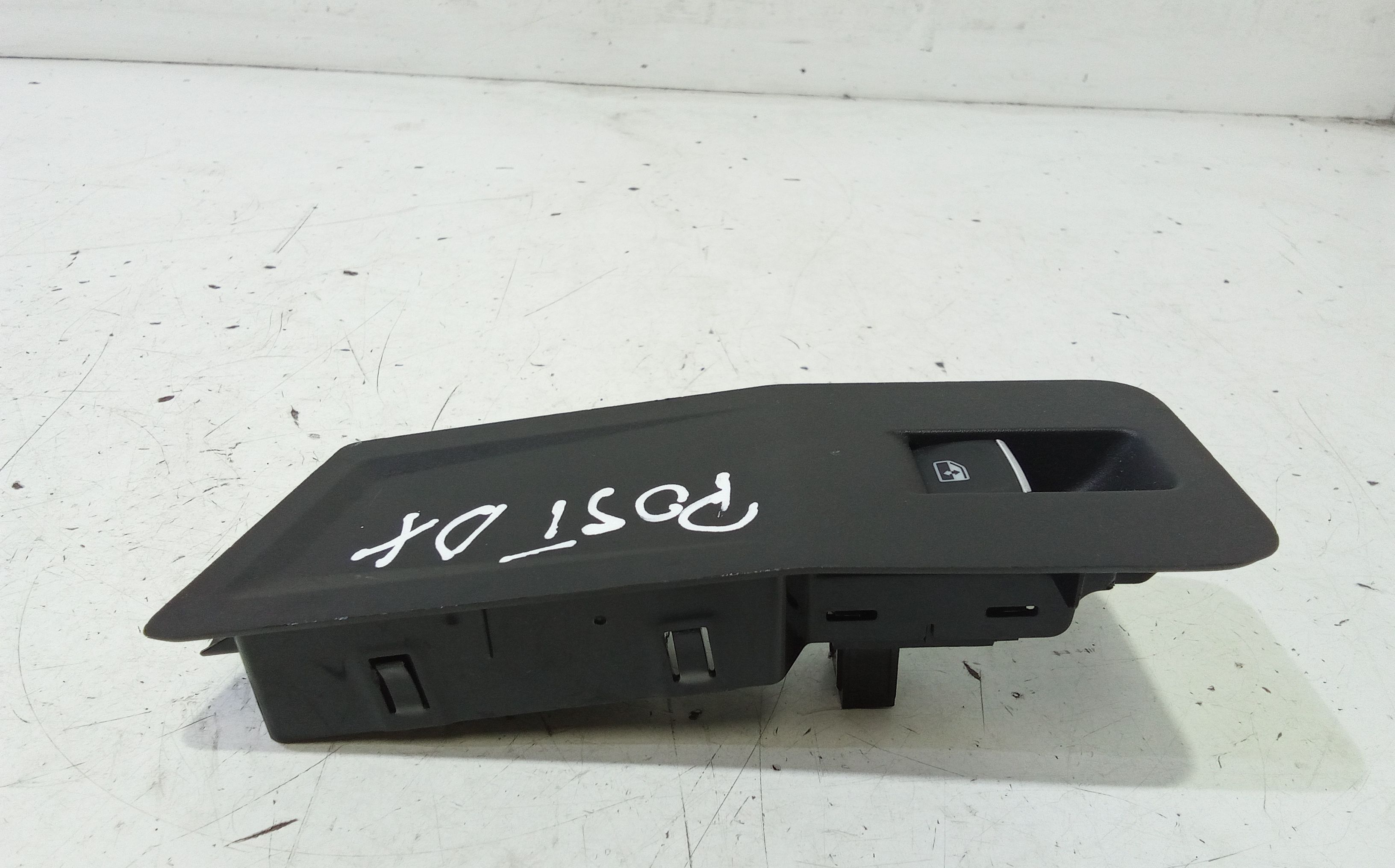 Pulsantiera Posteriore Destra VOLKSWAGEN T-Roc Serie