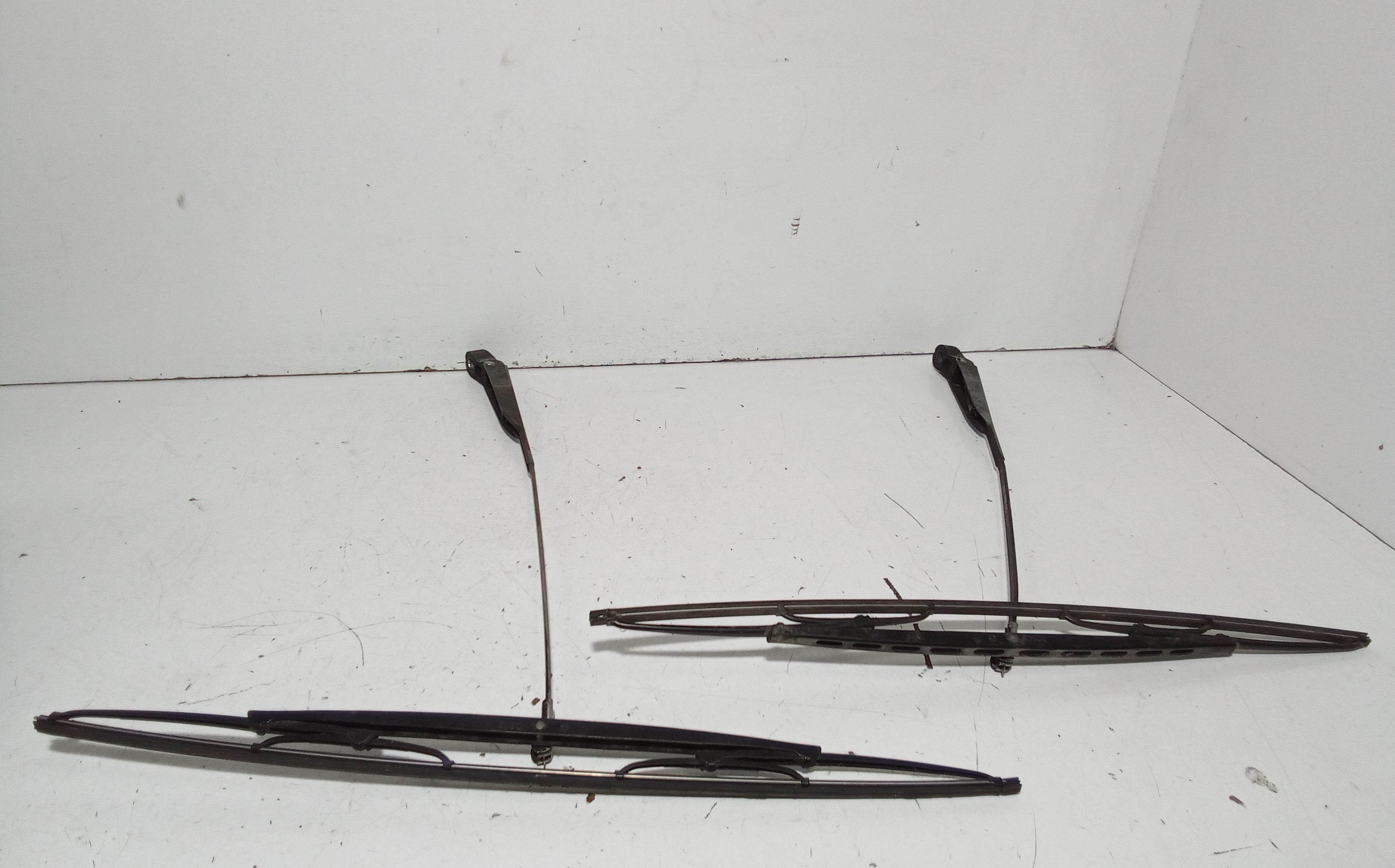 Bracci Tergi ant. LANCIA Trevi Serie (828_) (80>87)