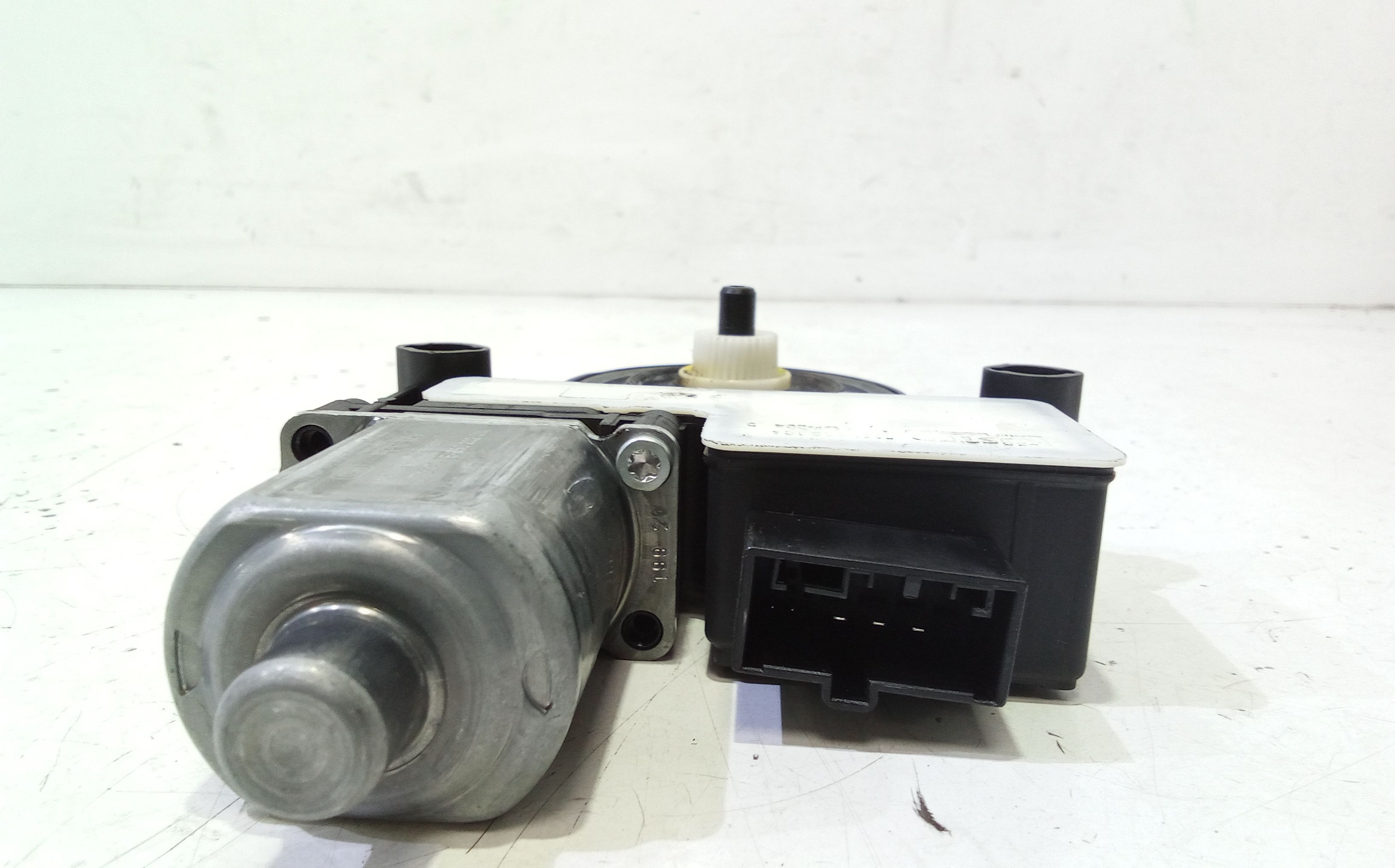 Motorino Alzavetro posteriore destra VOLKSWAGEN T-Roc Serie