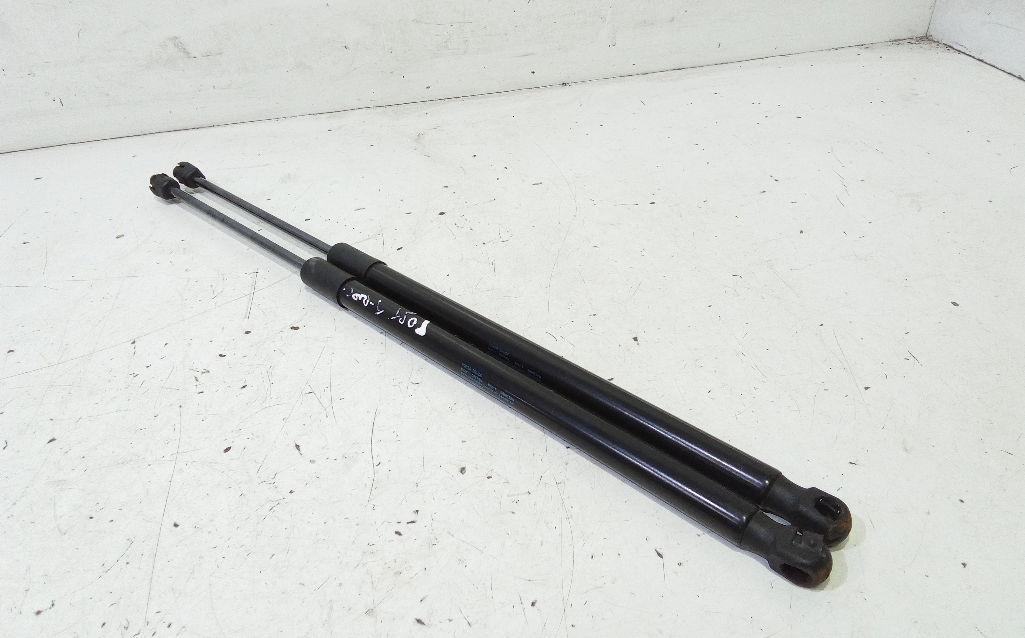 Pistoncini cofano Post. VOLKSWAGEN T-Roc Serie