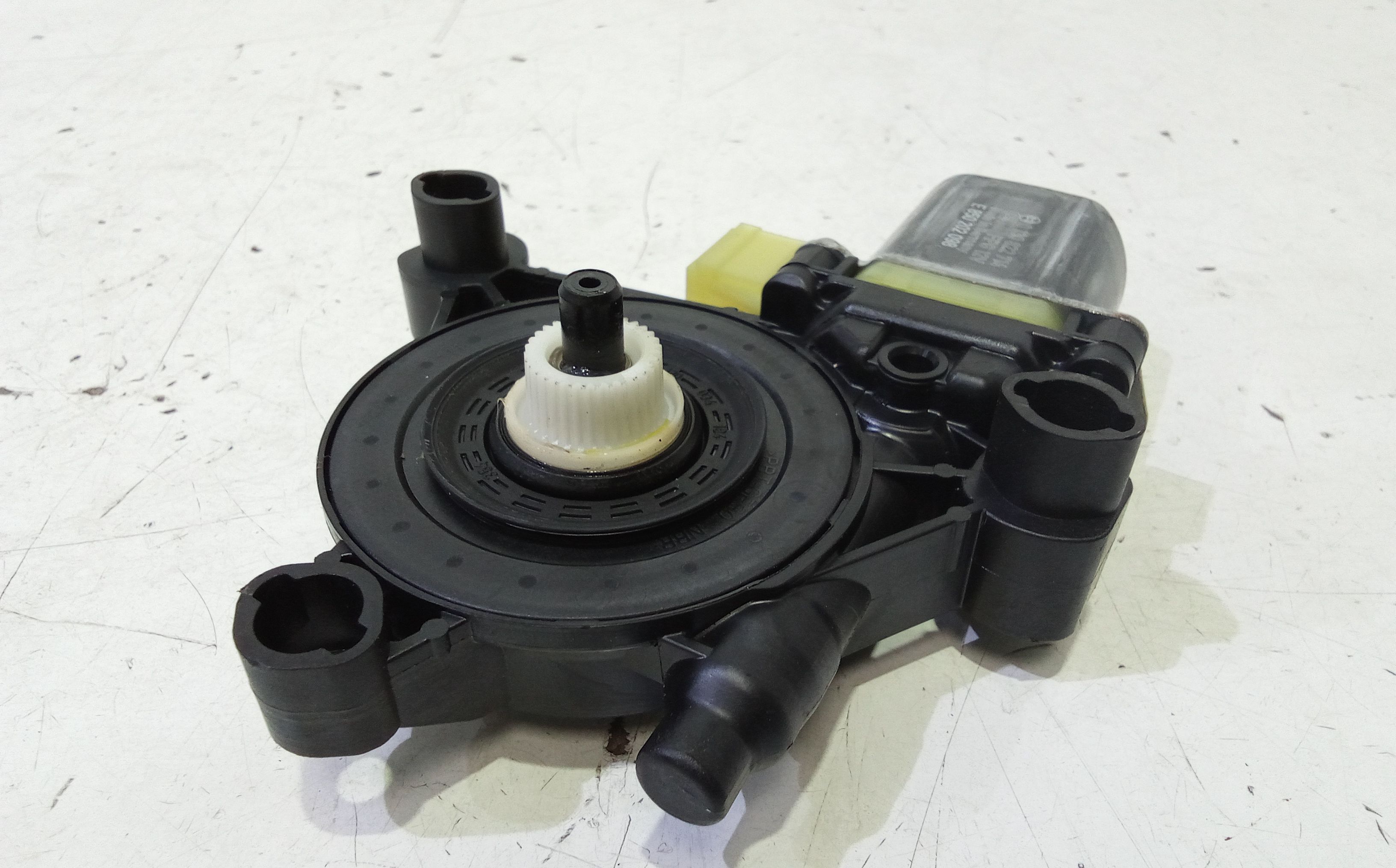 Motorino Alzavetro anteriore Sinistro VOLKSWAGEN T-Roc Serie