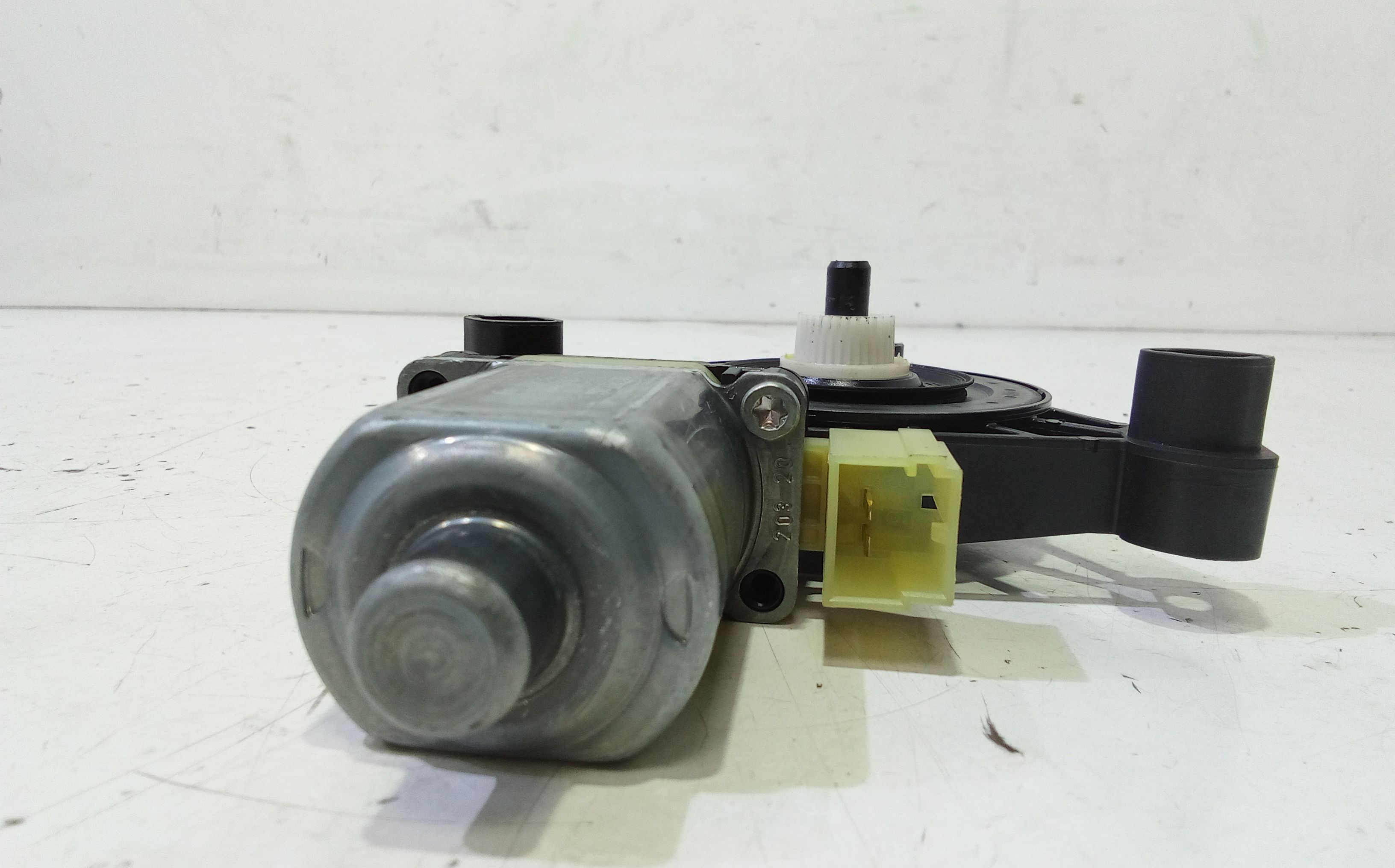 Motorino Alzavetro anteriore Sinistro VOLKSWAGEN T-Roc Serie