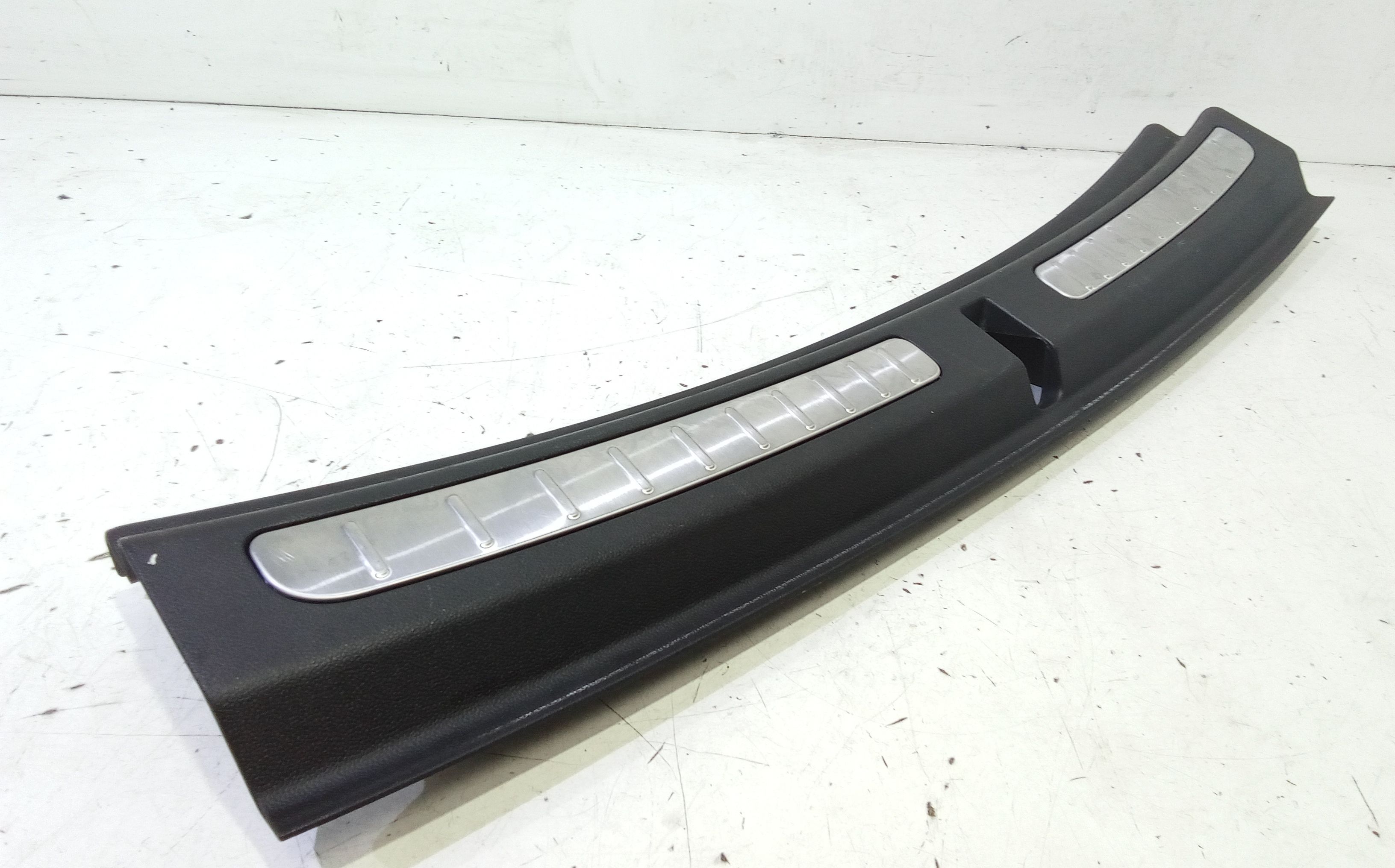 Batticofano posteriore MINI Countryman S (16>)