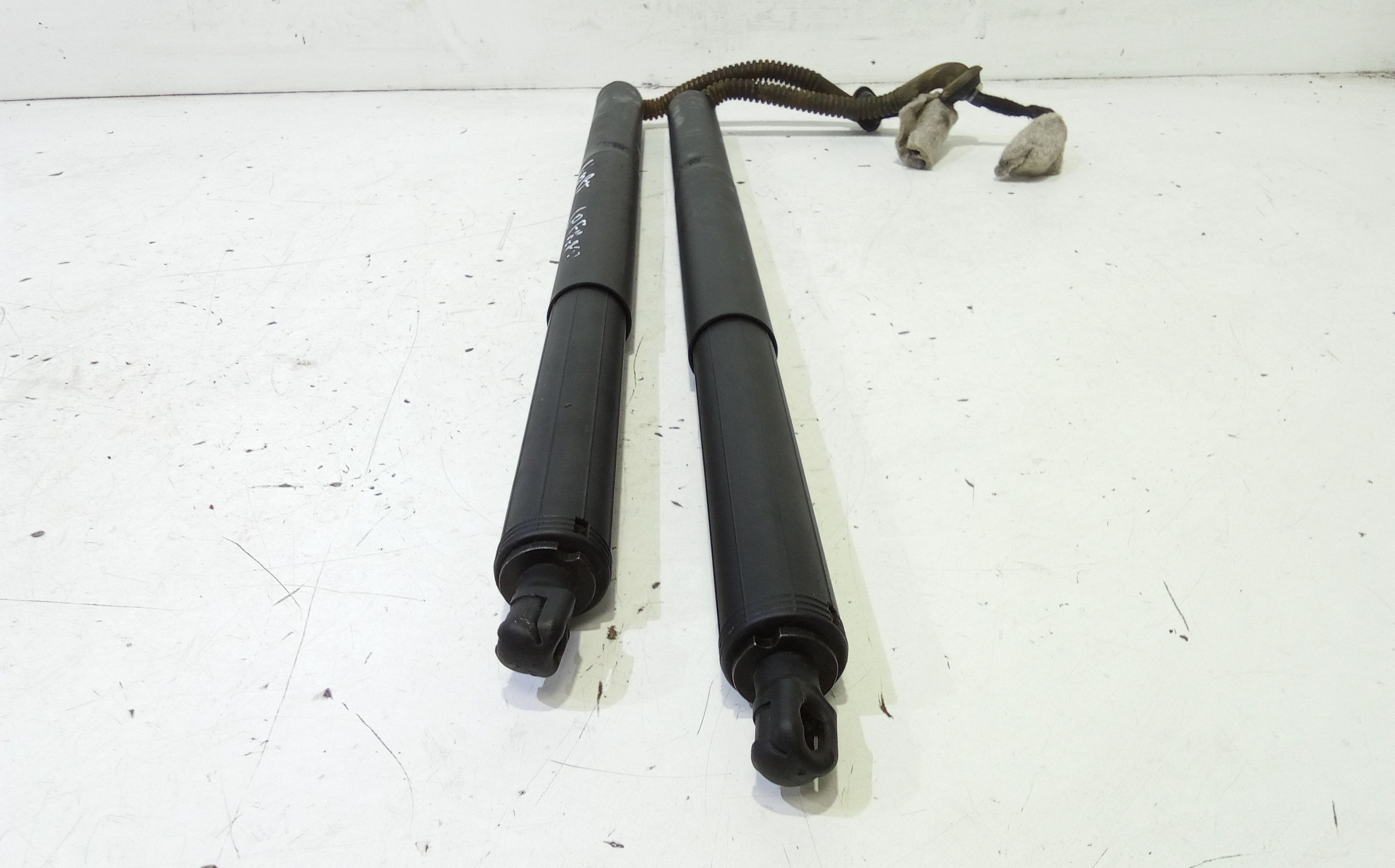 Pistoncini cofano Post. MINI Countryman S (16>)