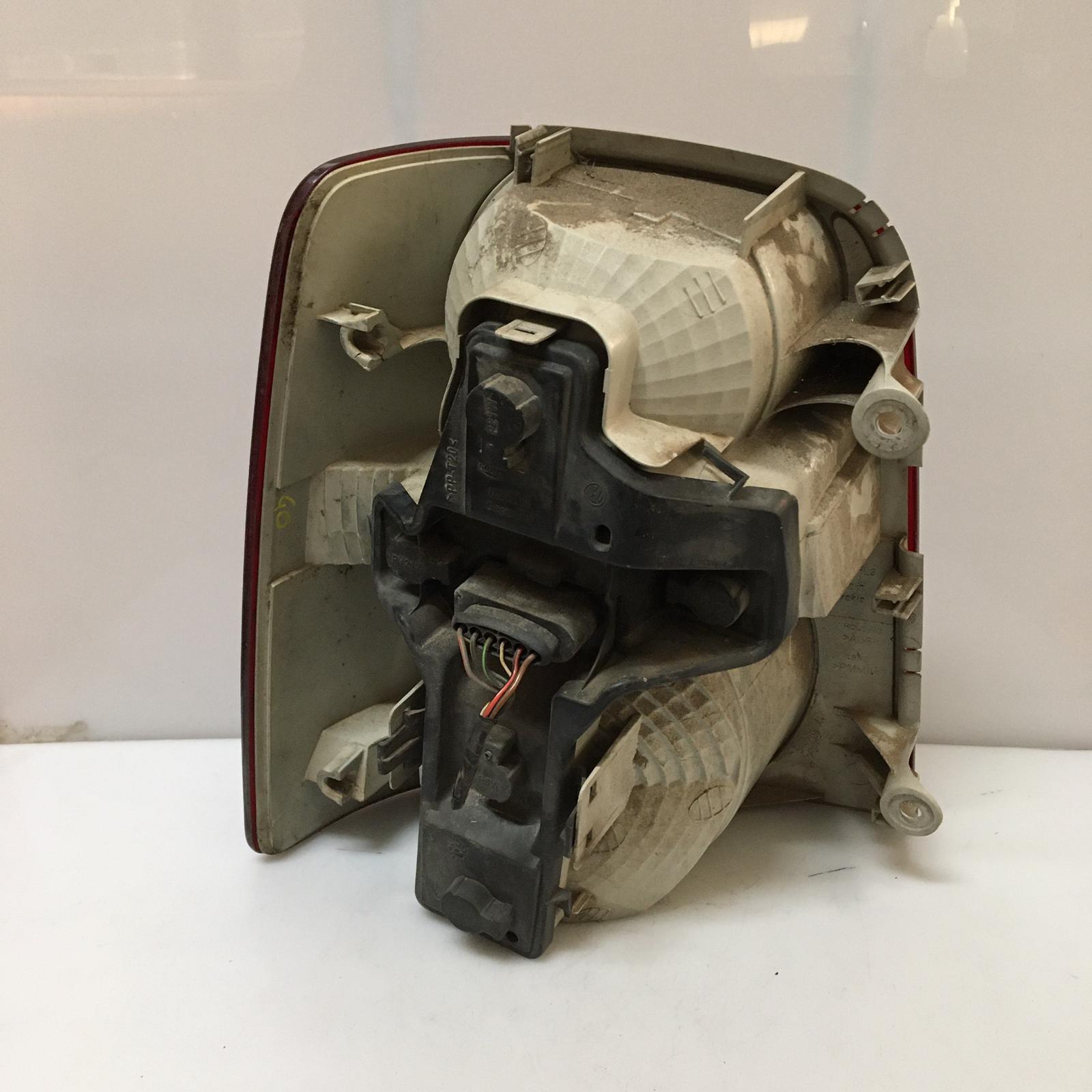 GRUPPO FANALE ANTERIORE E POSTERIORE SINISTRO: AFTERMARKET - 02050316 - Compra Al Miglior Prezzo